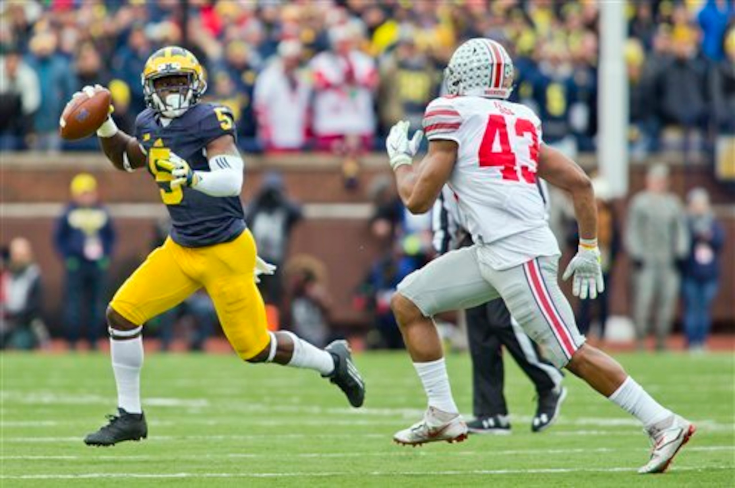Jabrill Peppers is a dynamic talent on both sides of the ball for Michigan.