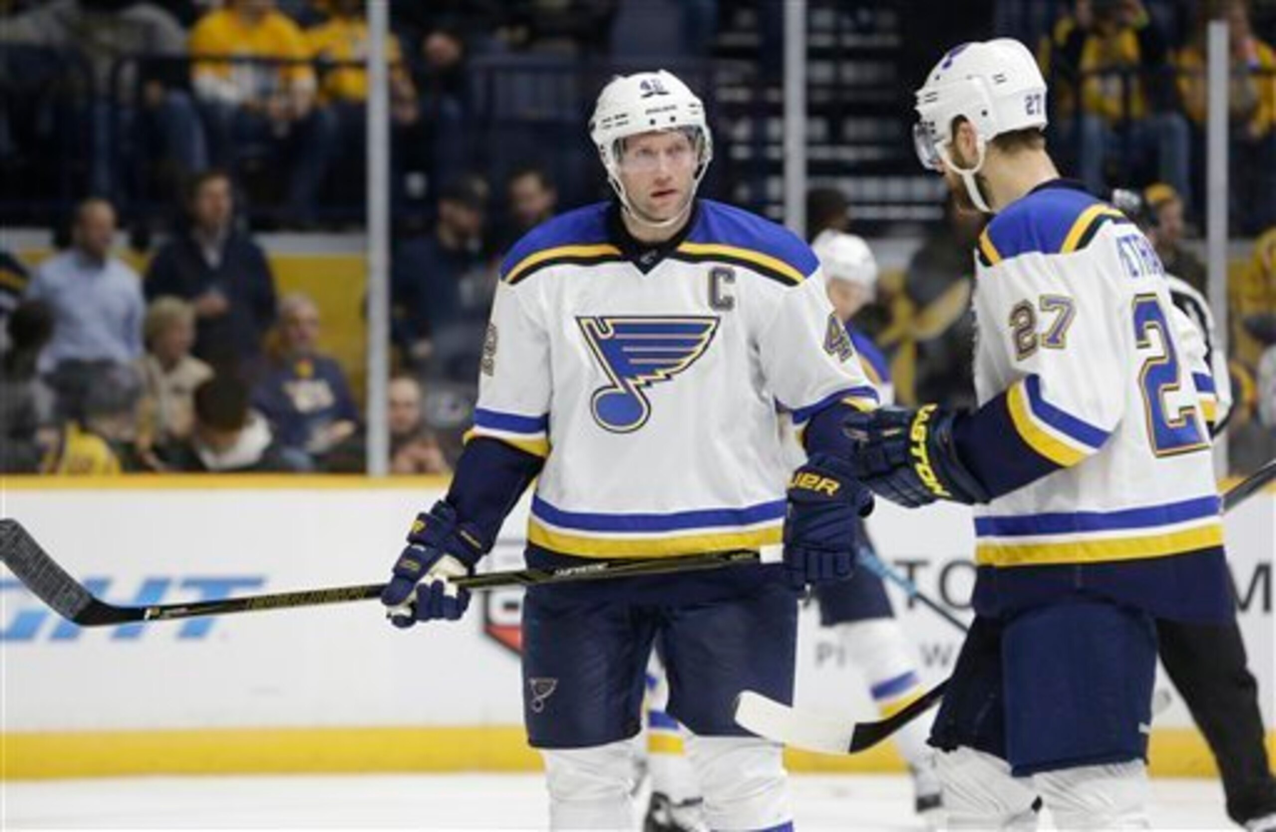 St. Louis Blues captain David Backes reportedly rejected a three-year offer from the Blues.