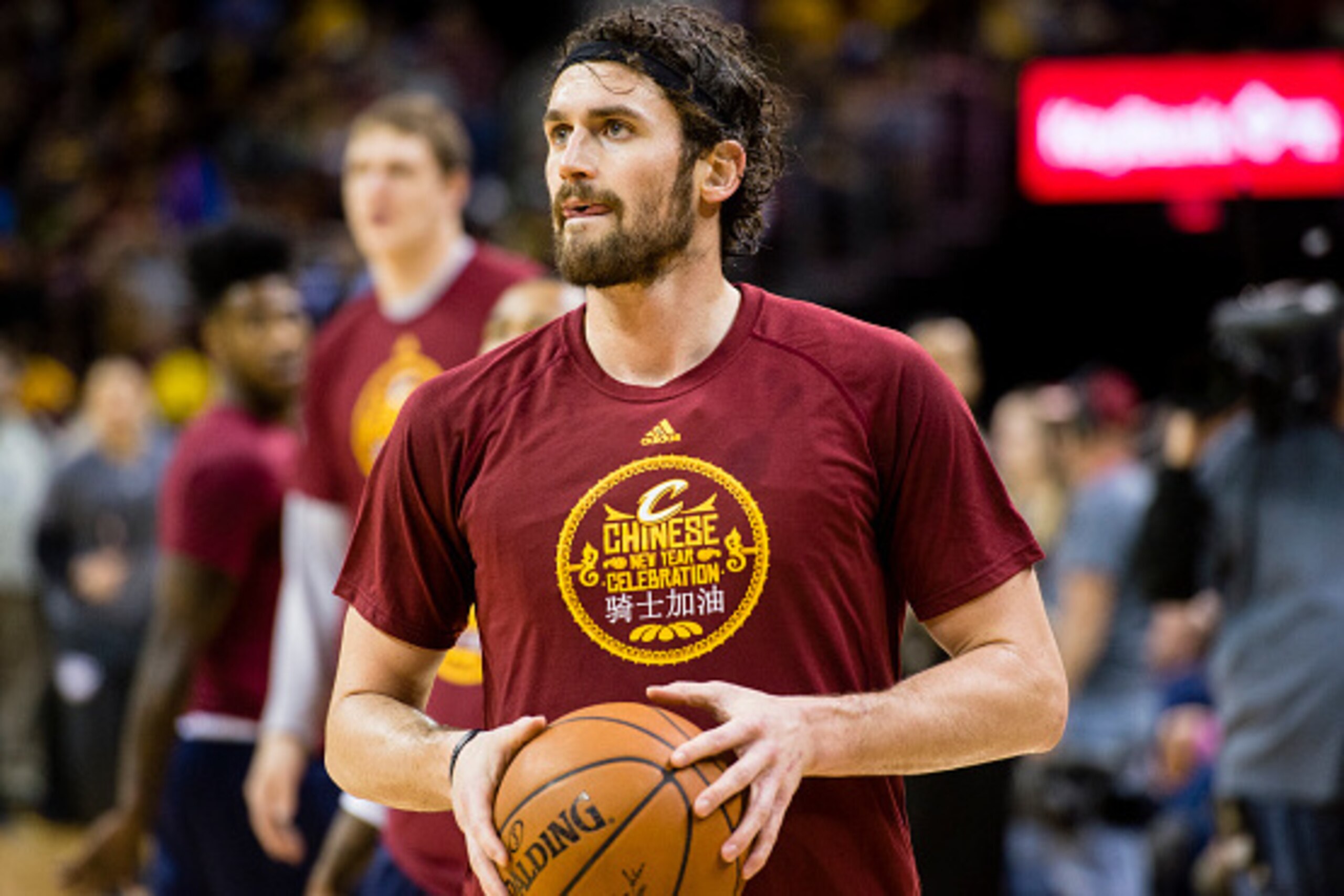 The Cleveland Cavaliers are the Eastern Conference favorites. Could a boost from Kevin Love change the landscape of the title picture?