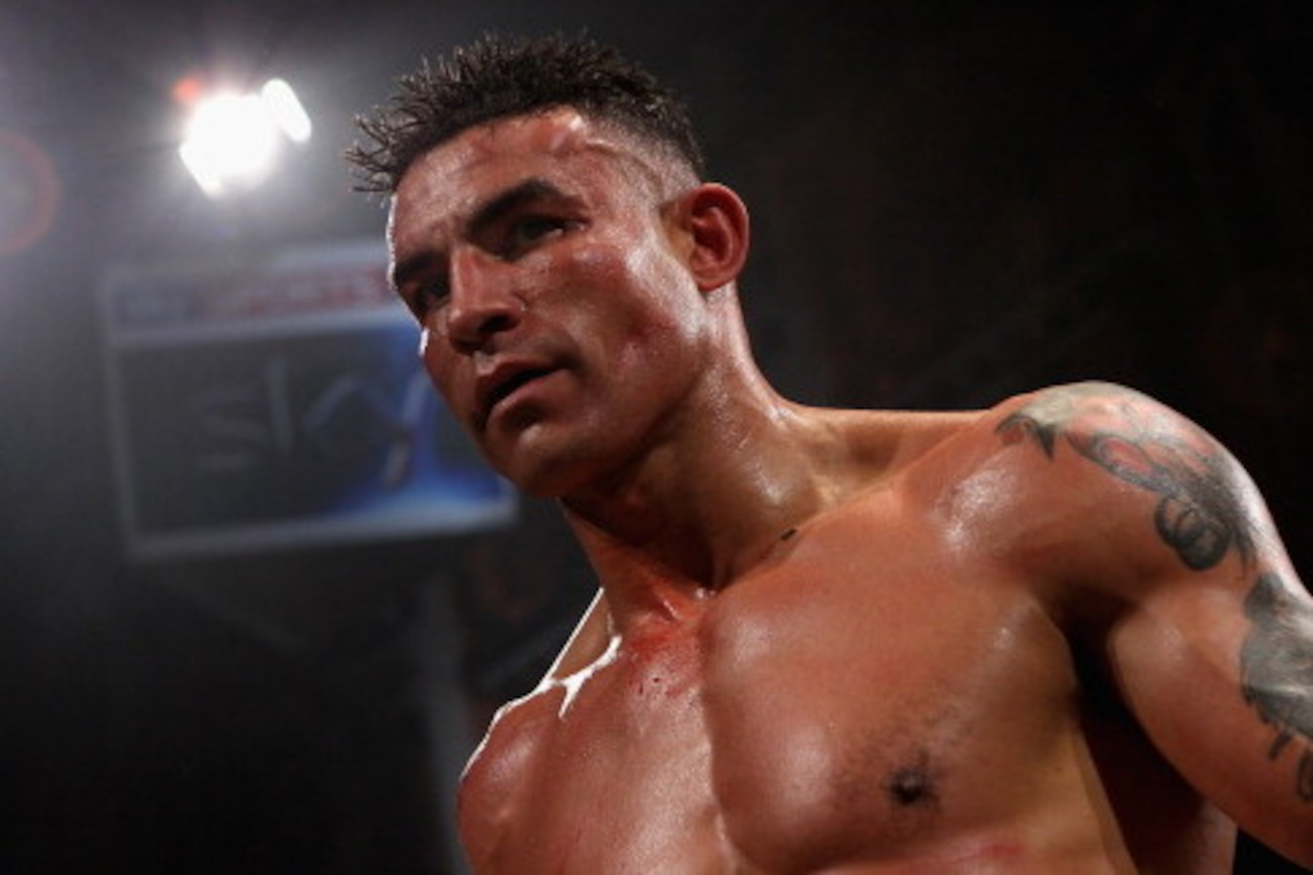 Robin Reid finished his career with a 42-8-1 (29 KOs) record.