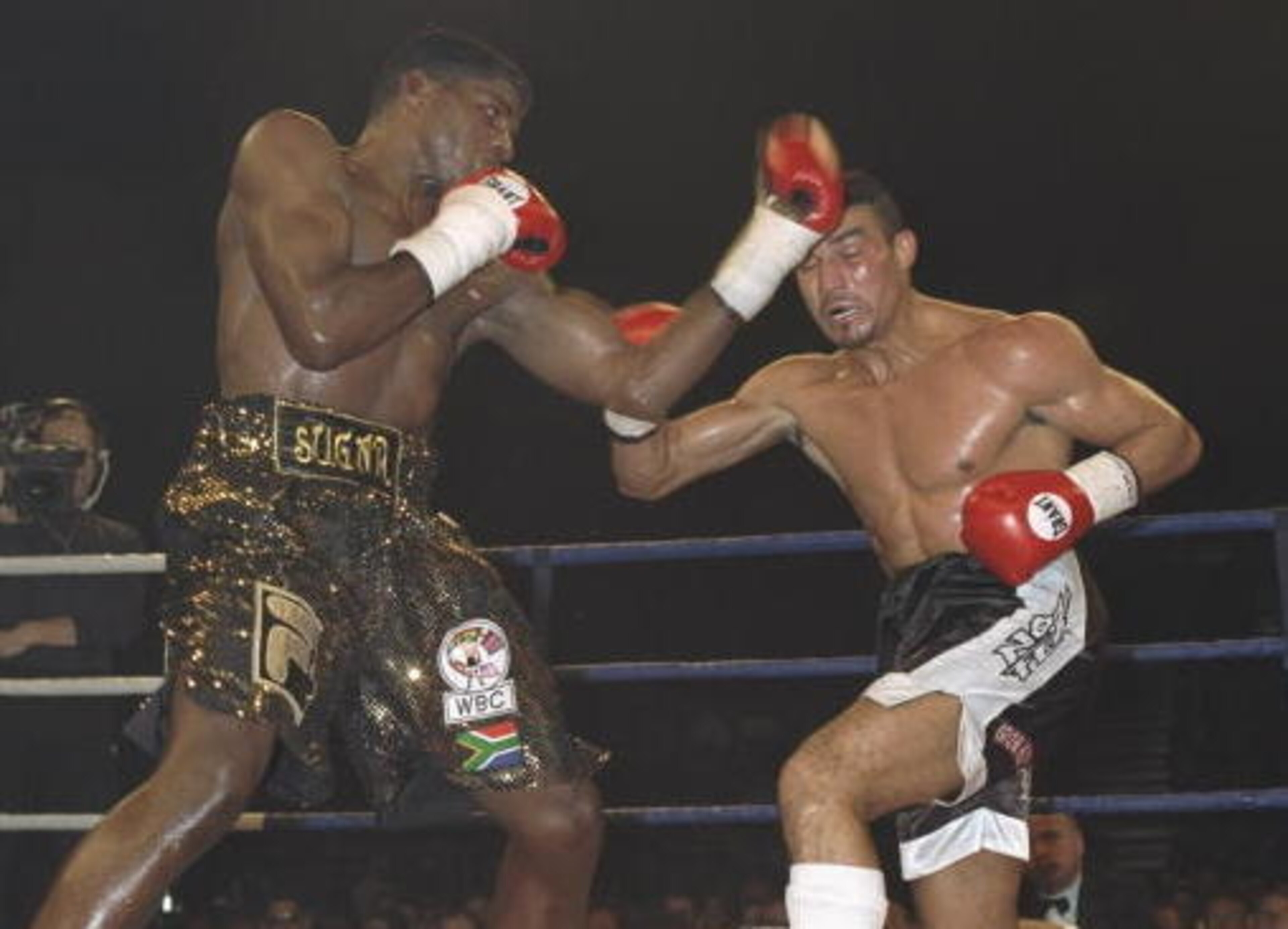 Thulani Malinga ended Robin Reid's reign as WBC champion in 1997. Thulani Malinga ended Robin Reid's reign as WBC champion in 1997.