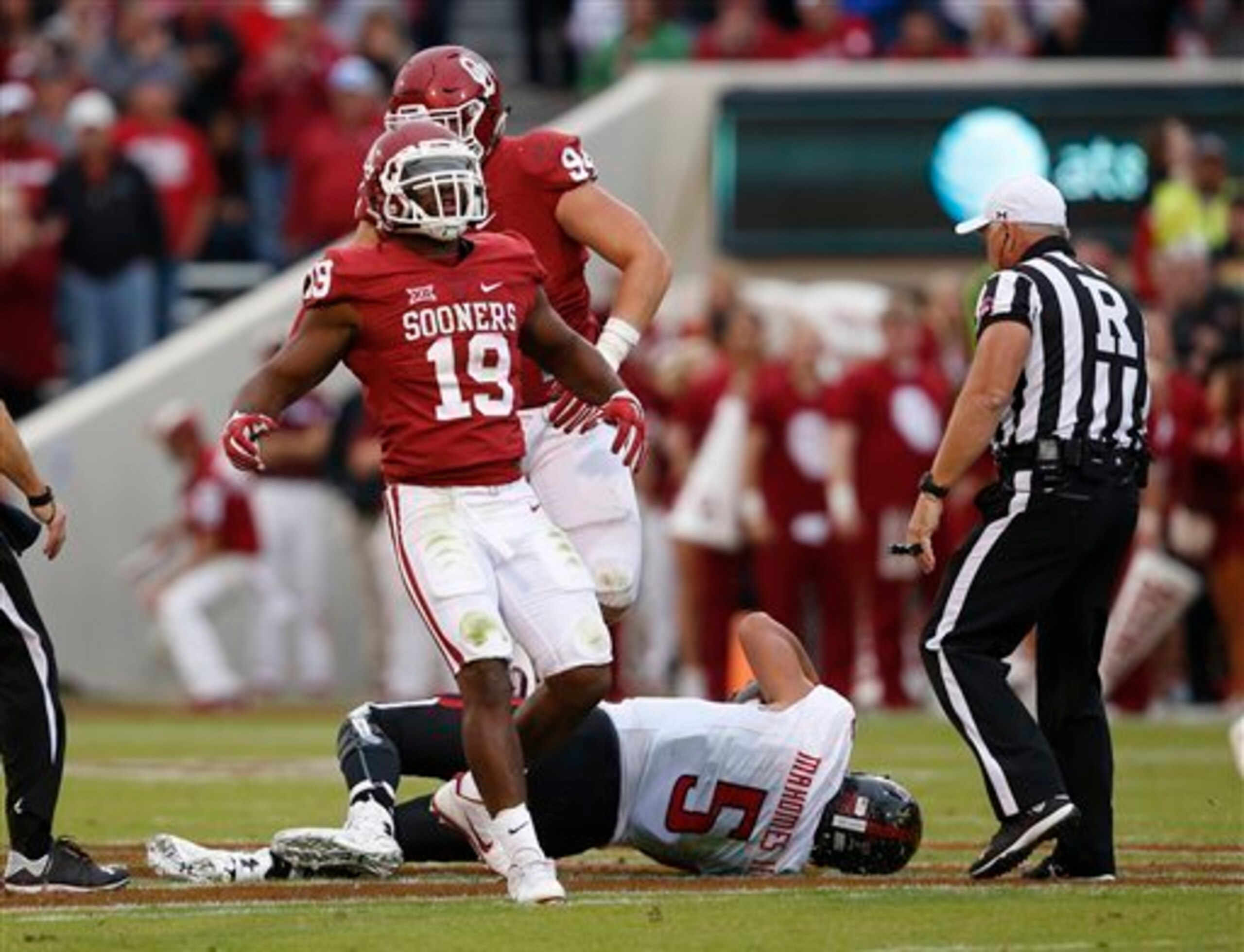 Eric Striker celebrates after a sack of Texas Tech's Patrick Mahomes.