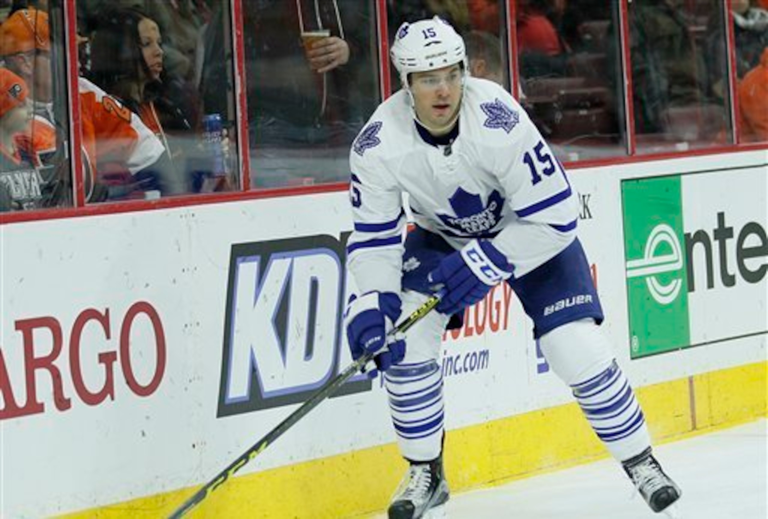 Toronto Maple Leafs right wing Pierre-Alexandre Parenteau could be an affordable option for the Los Angeles Kings.