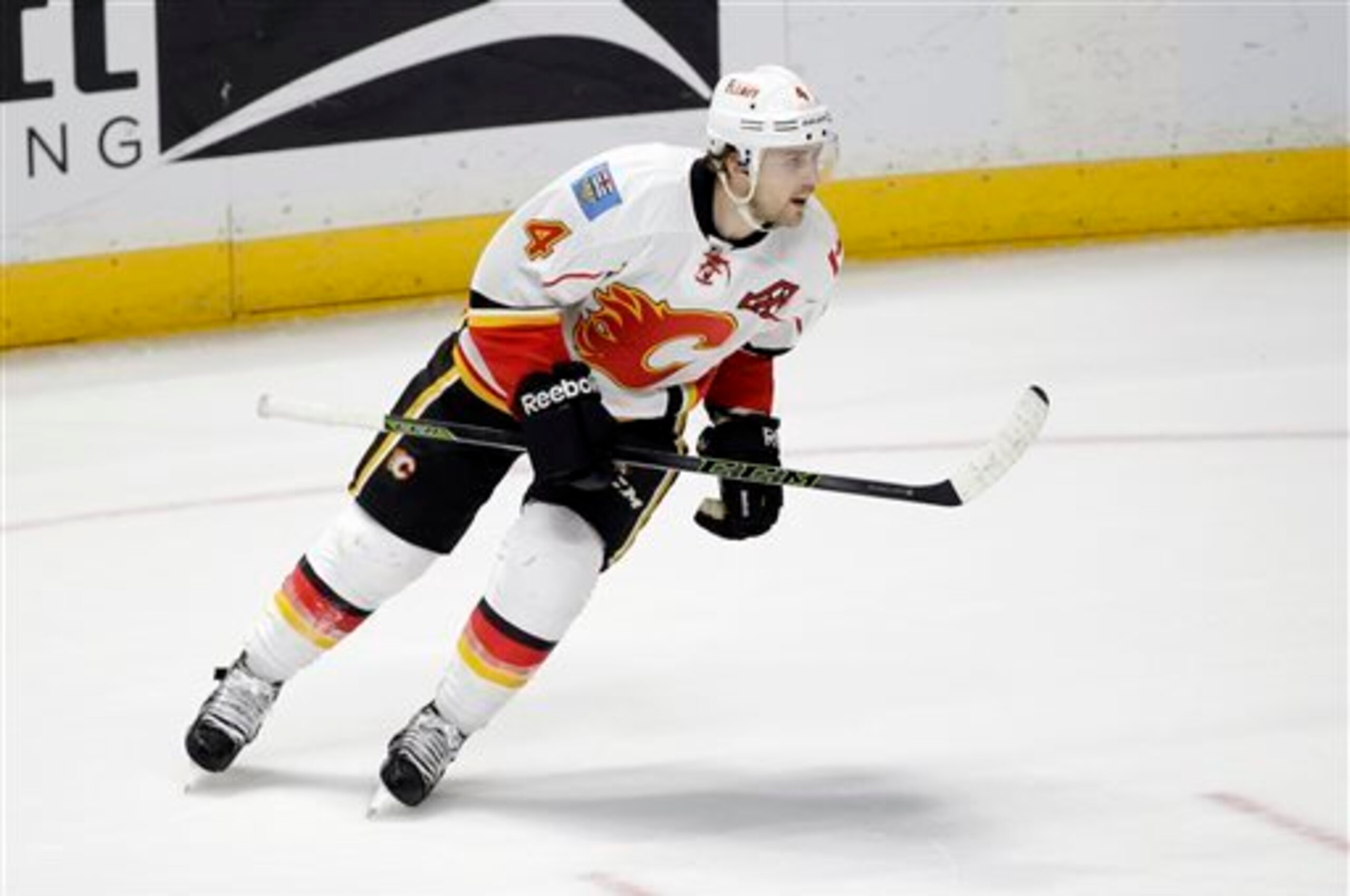 The Pittsburgh Penguins could use a shot-blocking defenseman like Kris Russell of the Calgary Flames.