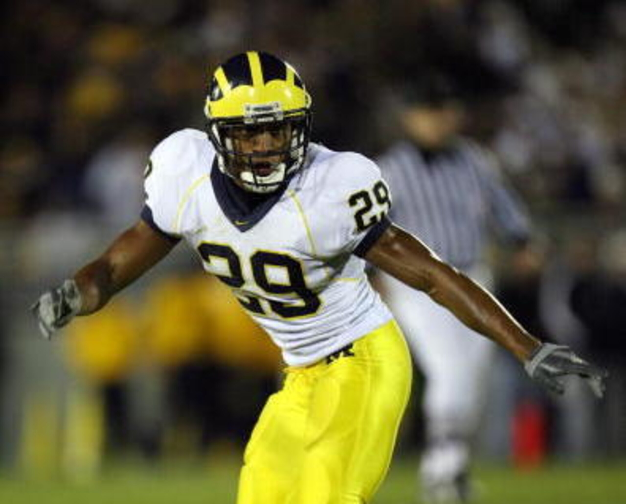 Former Michigan DB Leon Hall