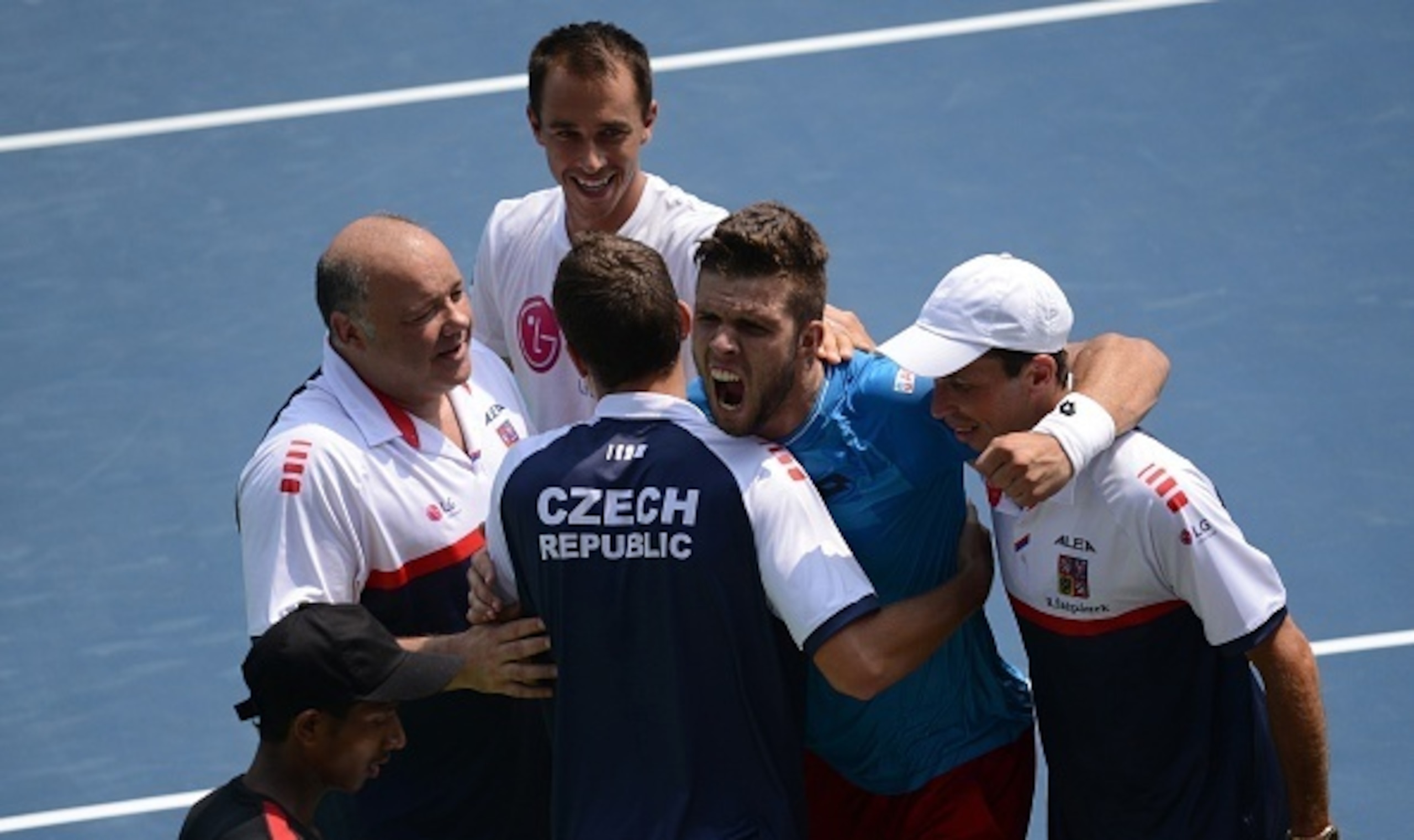 Jiri Vesely celebrates with his Czech teammates.