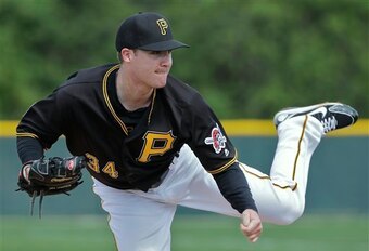 Eric O'Flaherty is looking to be the latest pitcher to resurrect his career in Pittsburgh.