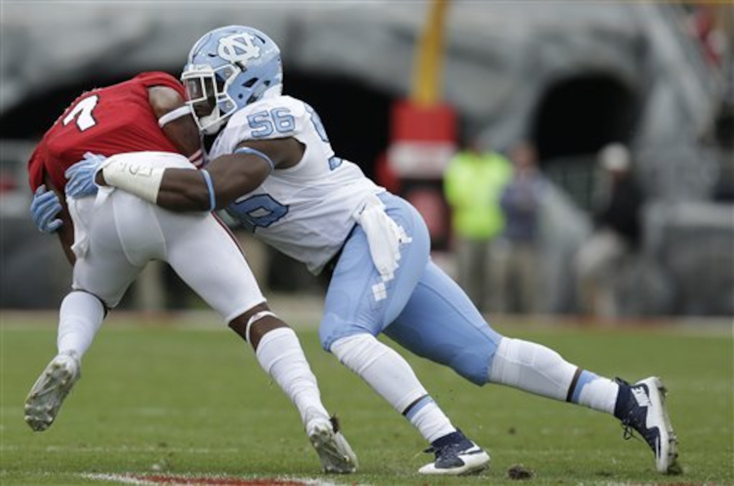 LB Andre Smith