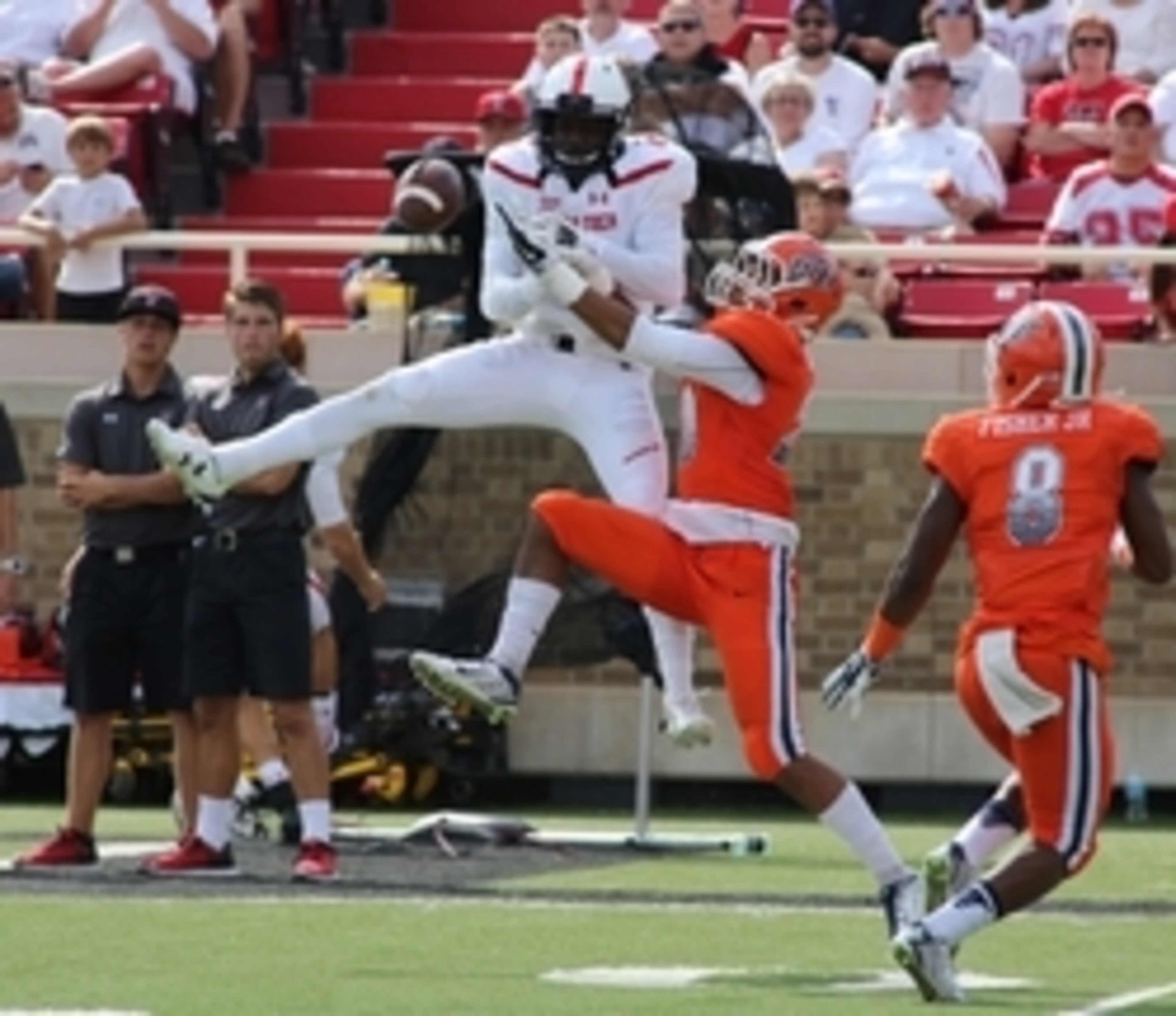 WR Devin Lauderdale
