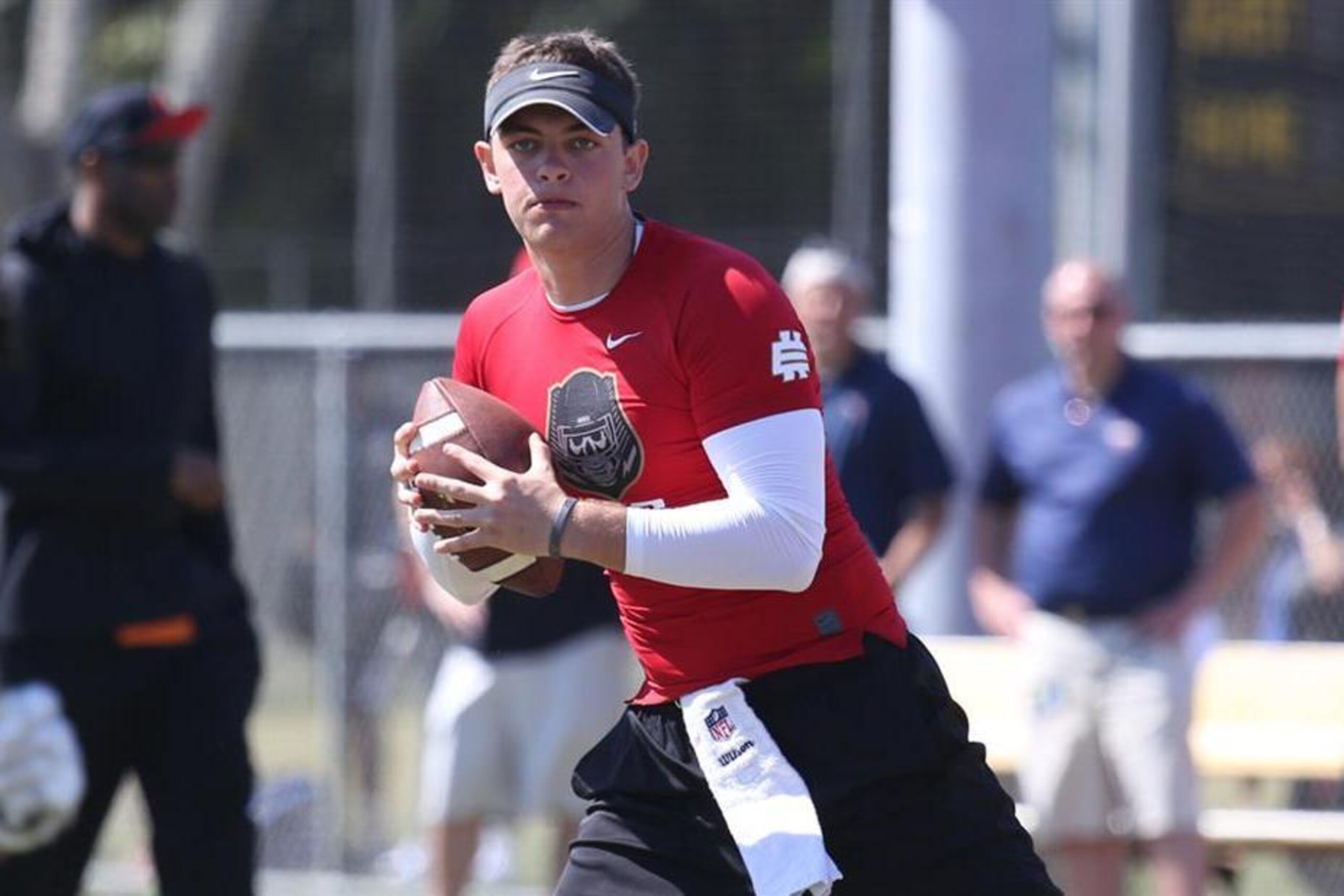 2017 4-Star Florida QB pledge Jake Allen had a strong day at the Miami Elite 11 Regional camp.