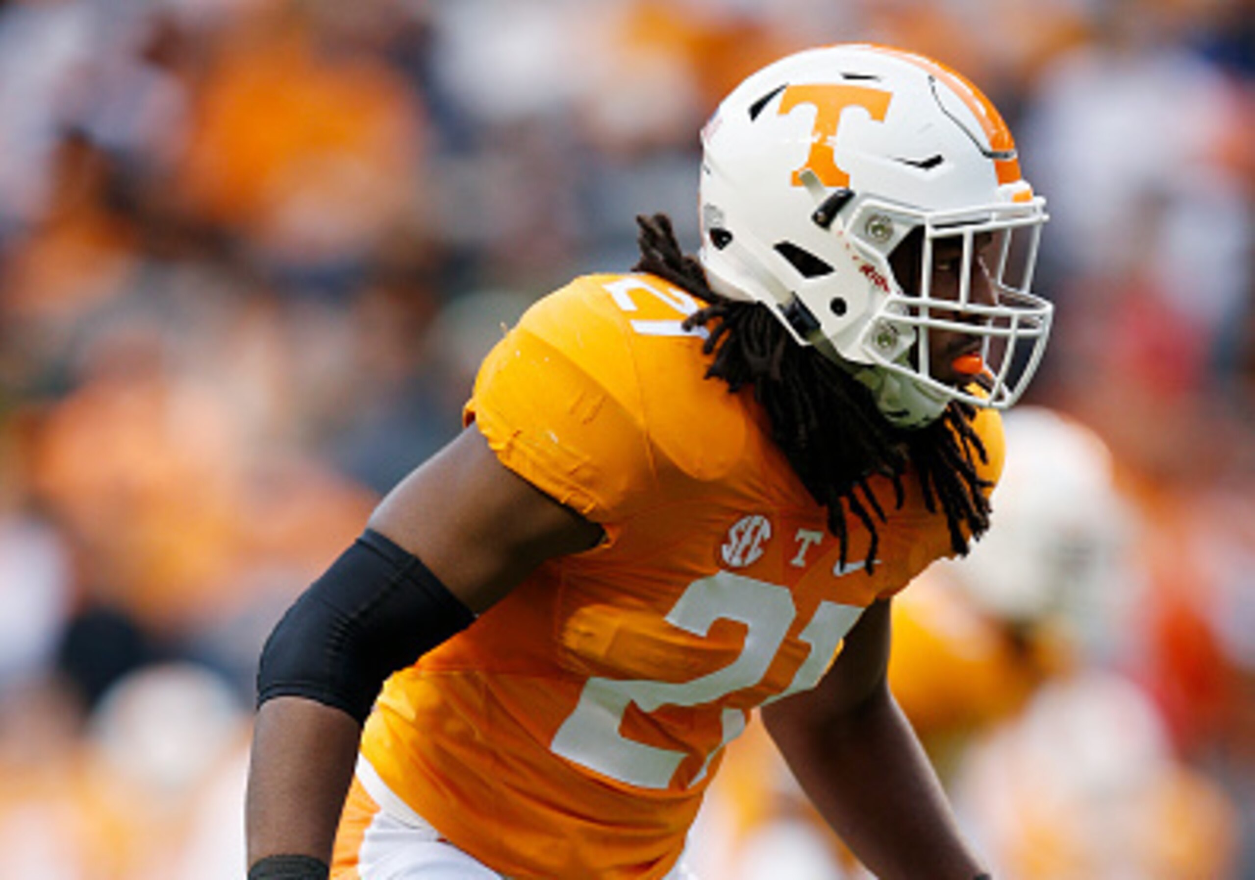 Tennessee LB Jalen Reeves-Maybin