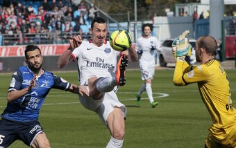 Saunier helped PSG to the 9-0 victory.