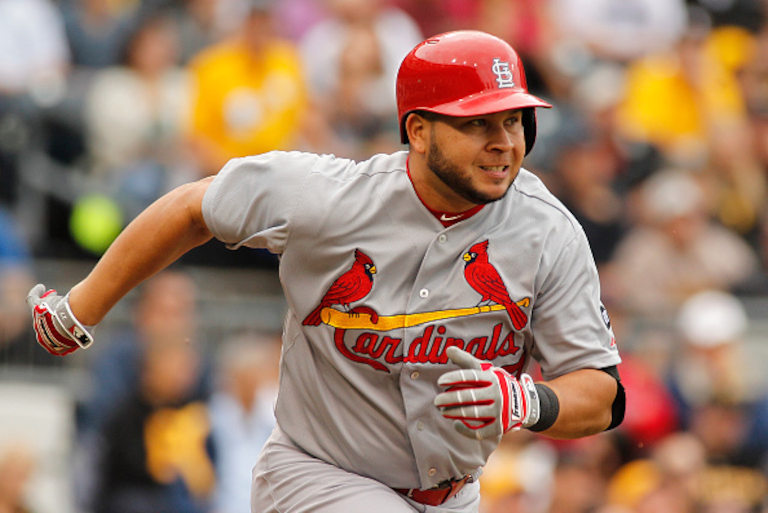 How will the St. Louis Cardinals handle the Jhonny Peralta injury?