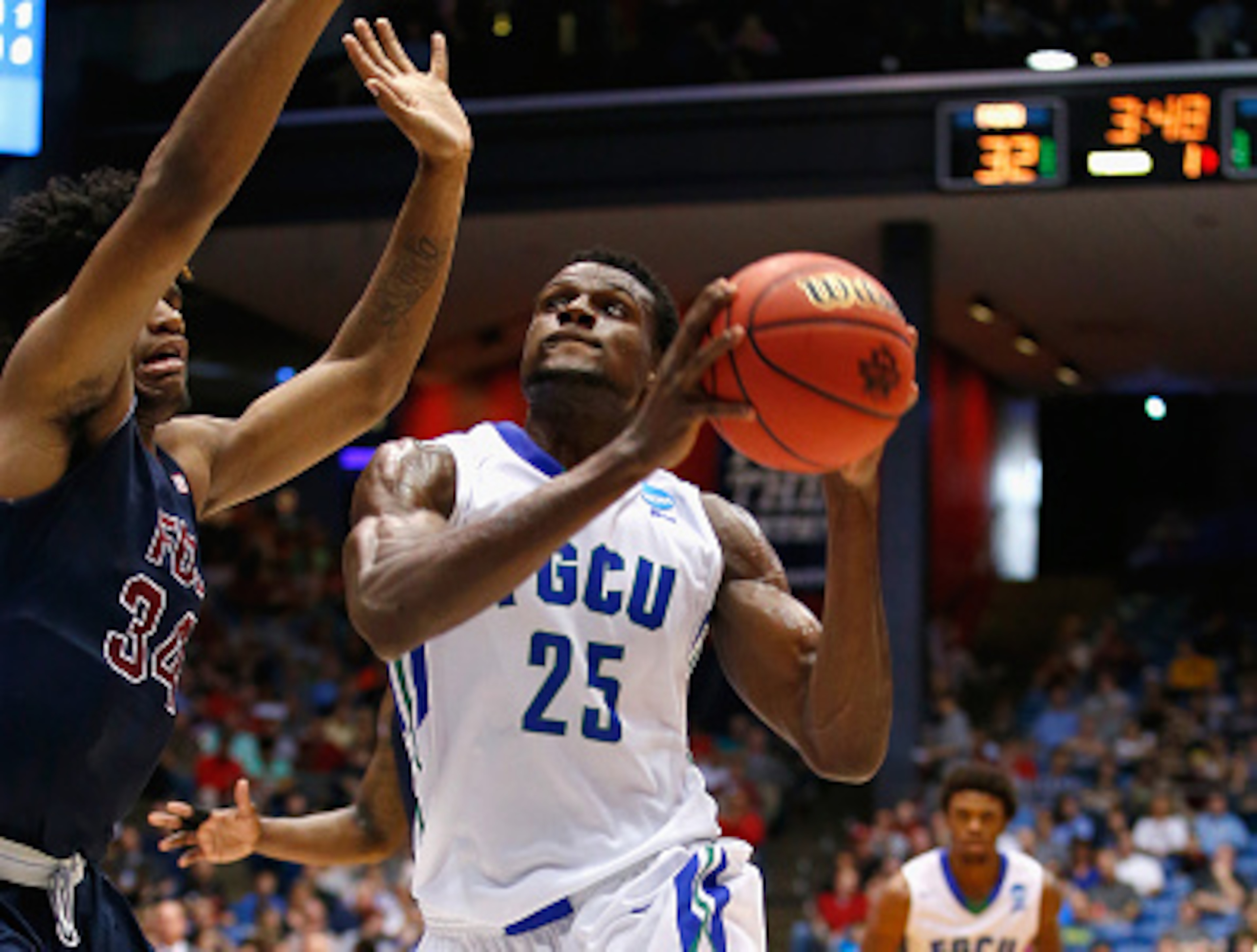 Marc-Eddy Norelia (25) of Florida Gulf Coast had his way with Fairleigh Dickinson.