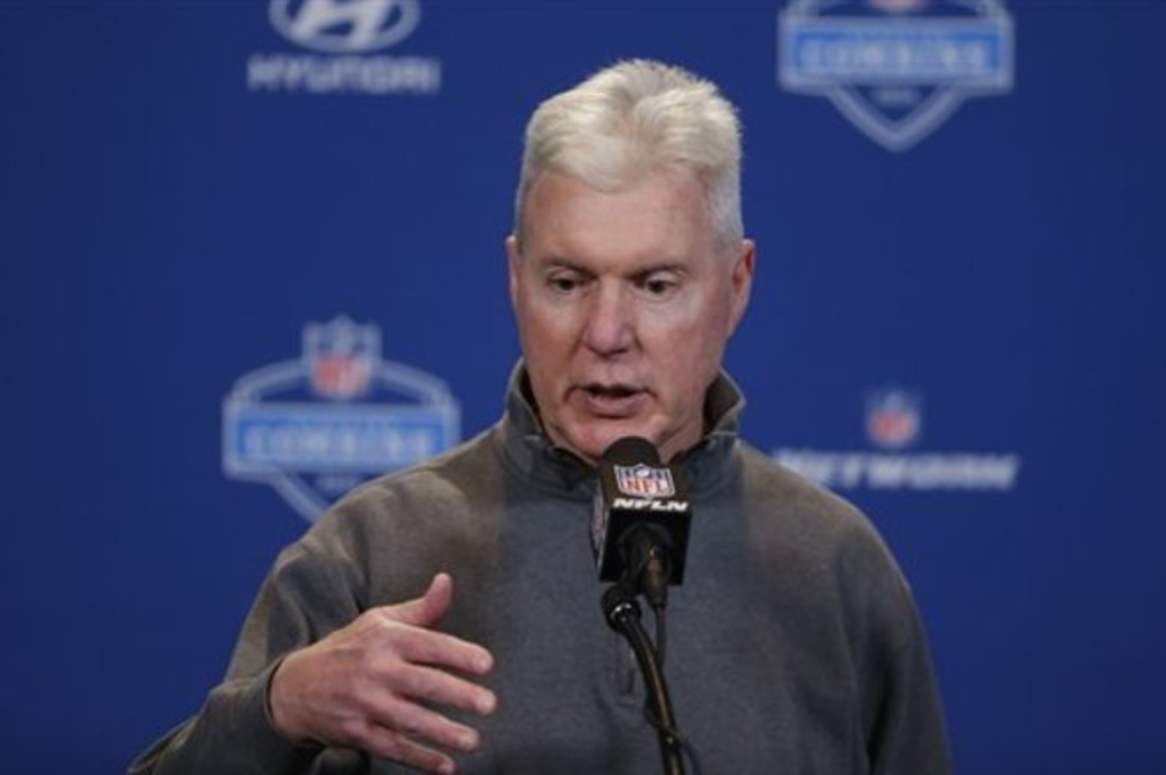 After being altogether inactive in free agency, Green Bay Packers general manager Ted Thompson needs to help out Aaron Rodgers with his draft selections.