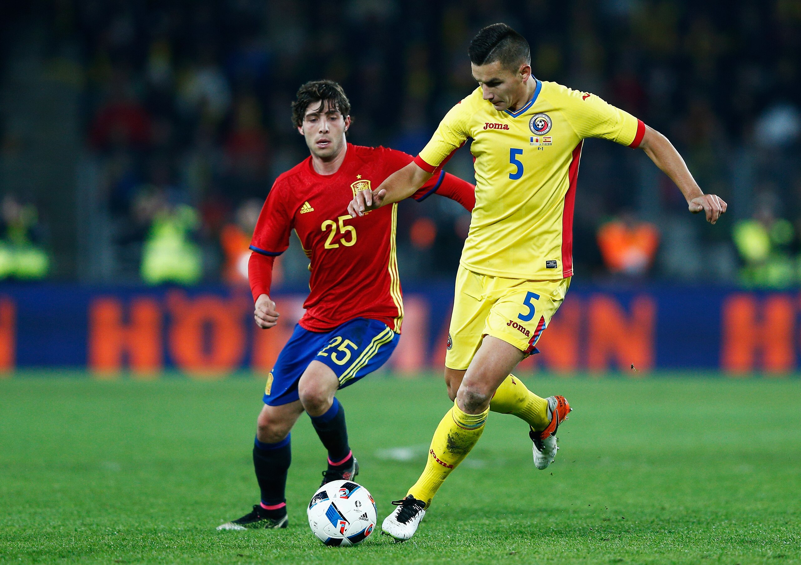 Sergi Roberto boosted his hopes of a place in Spain's squad for Euro 2016.