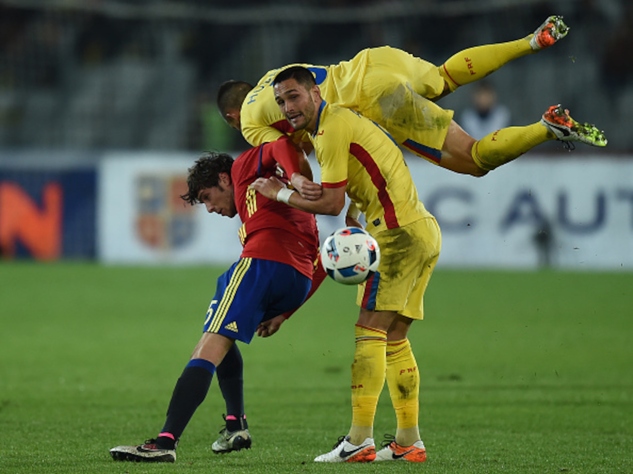 Romania kept the European champions at bay in Cluj.