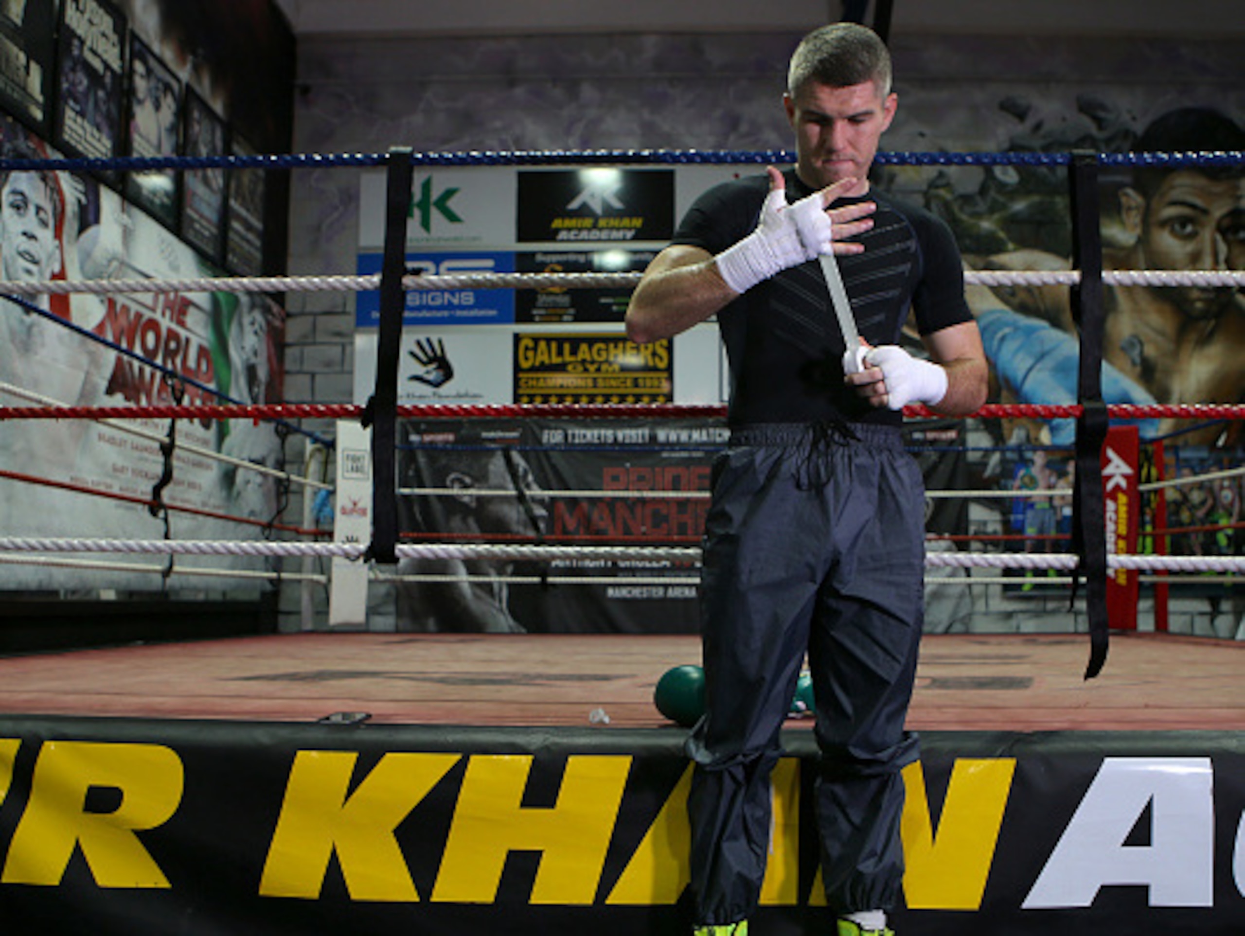 Liam Smith was the first of four boxing brothers to win a world title.