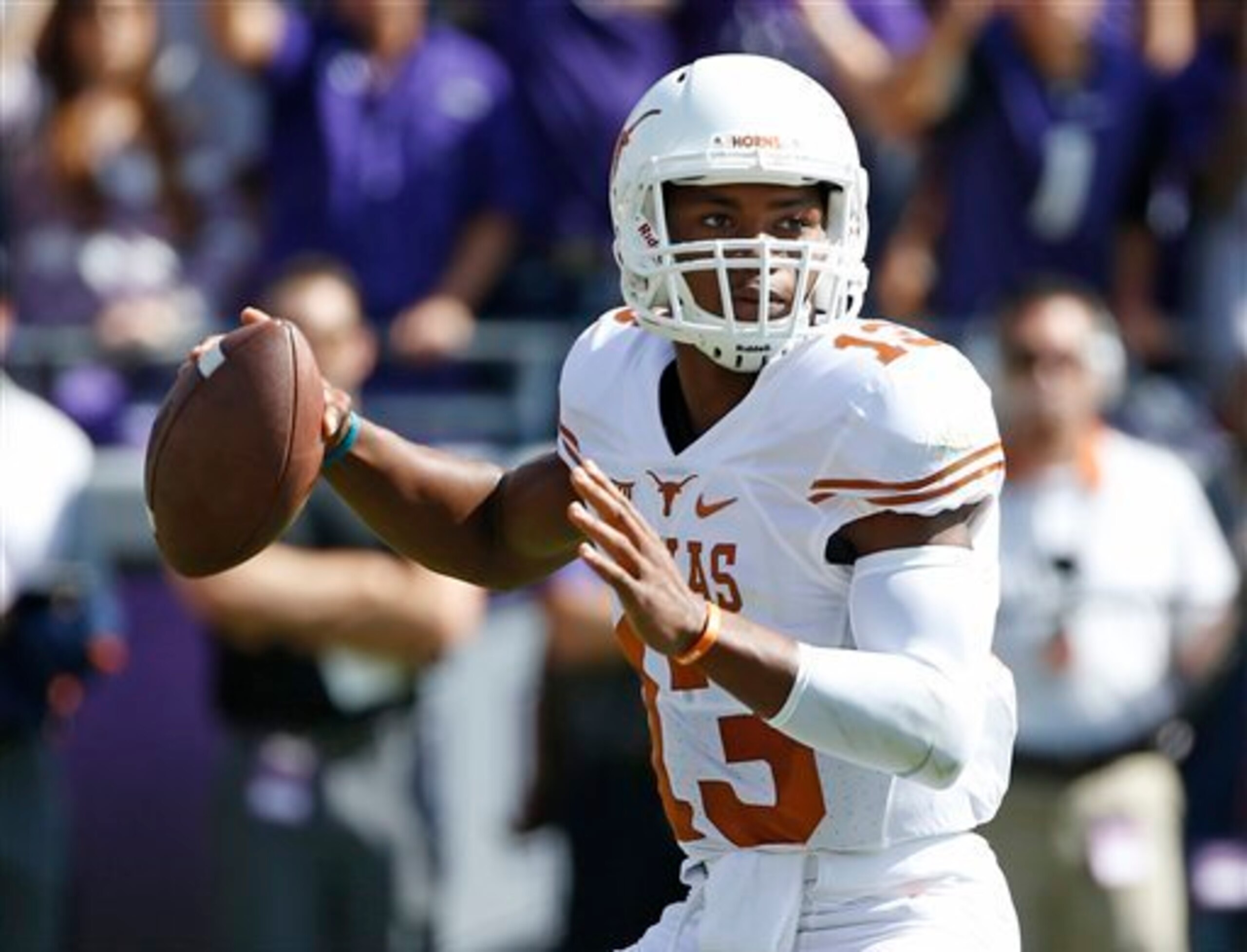 Texas QB Jerrod Heard Texas QB Jerrod Heard