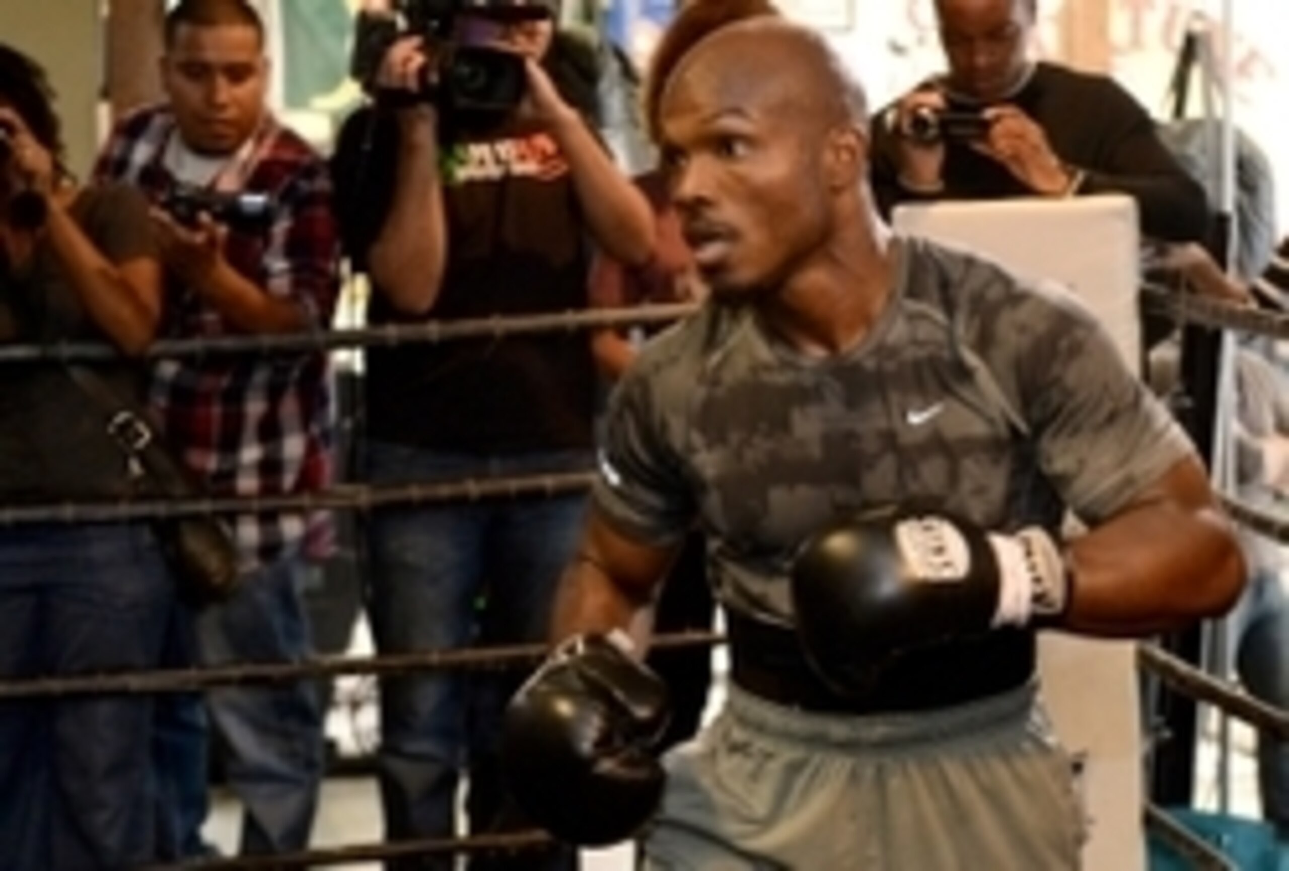 Bradley trains for his third fight against Pacquiao. Bradley trains for his third fight against Pacquiao.