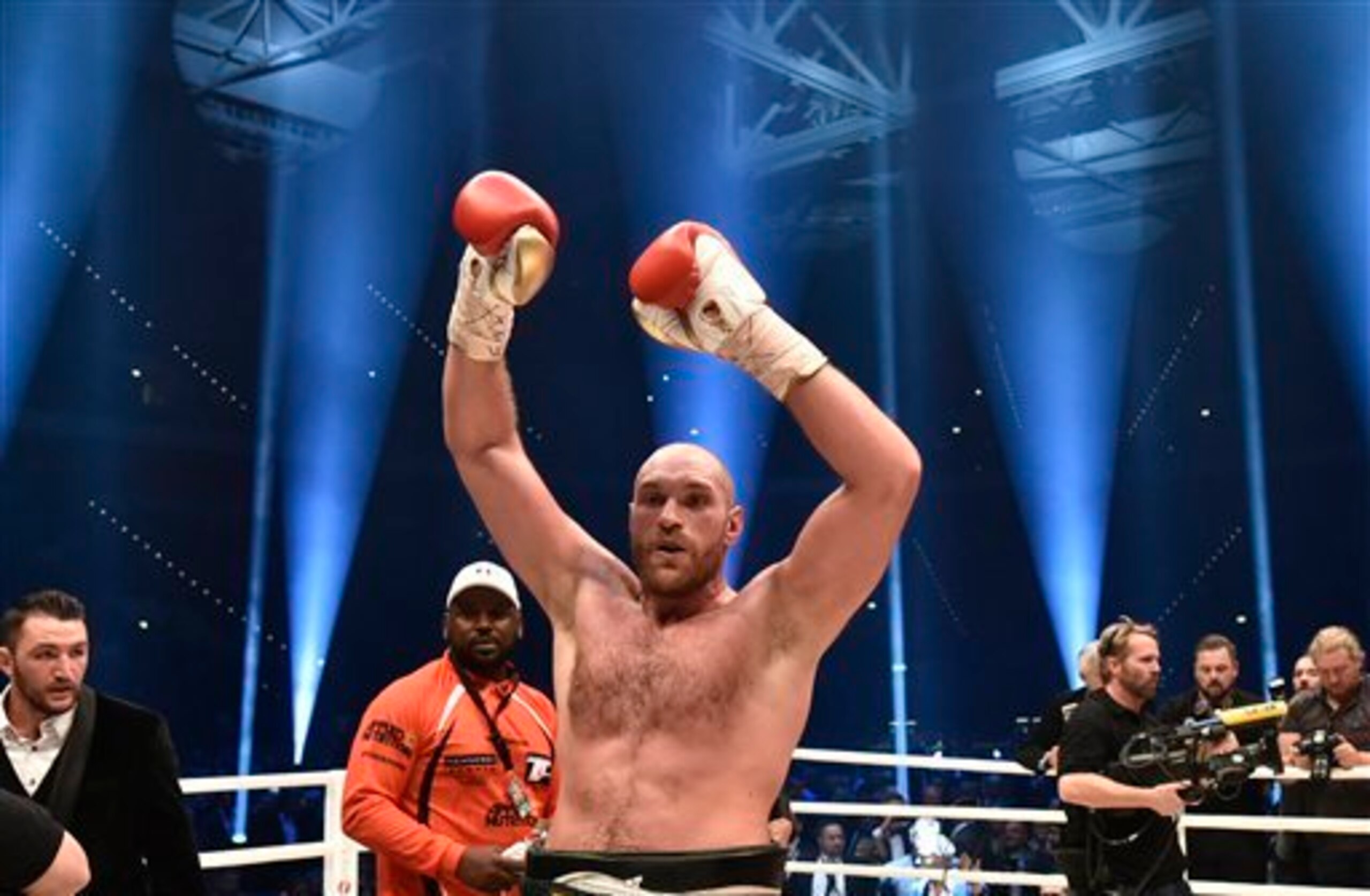 Fury will fight in front of the home crowd this time.