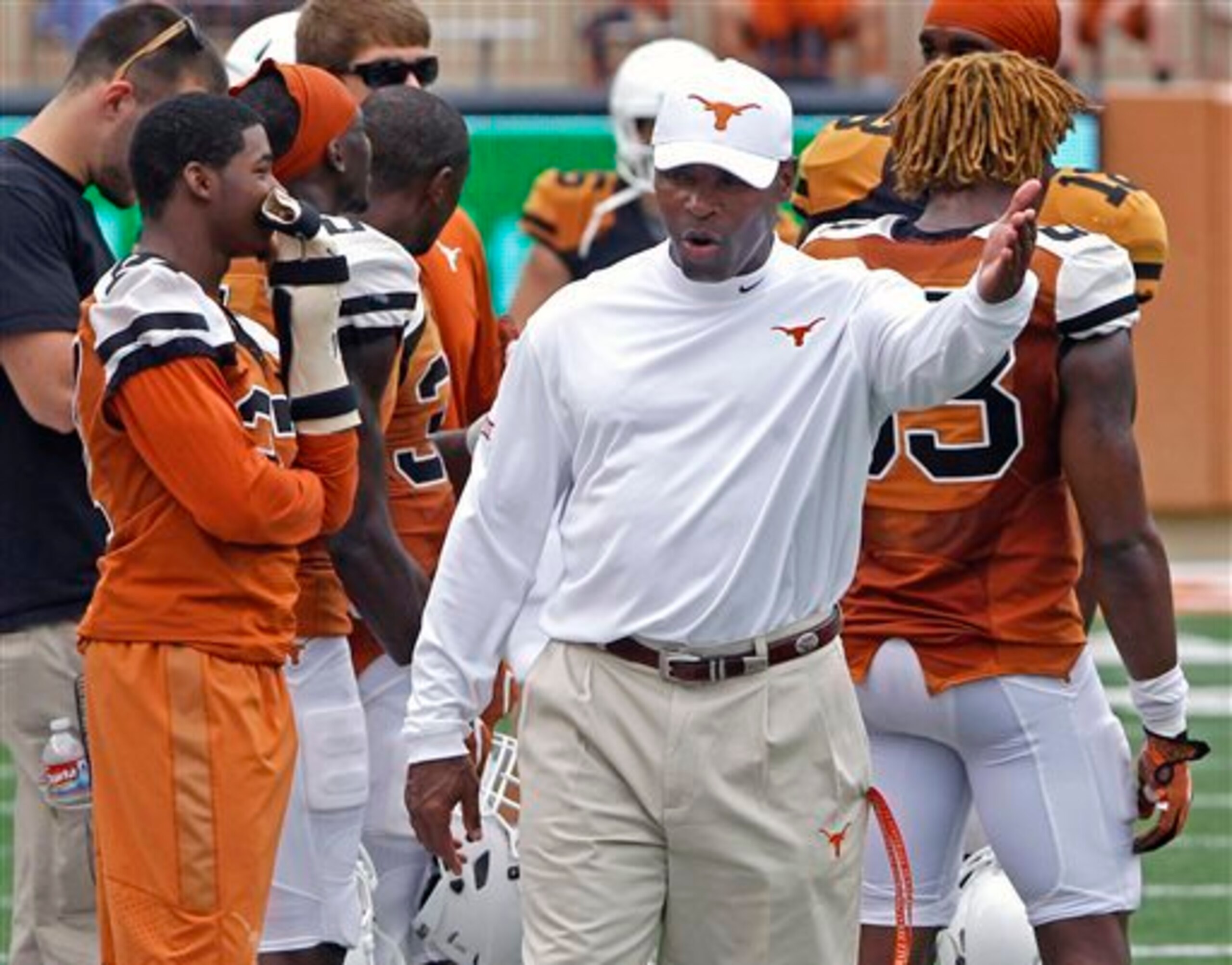 Texas HC Charlie Strong