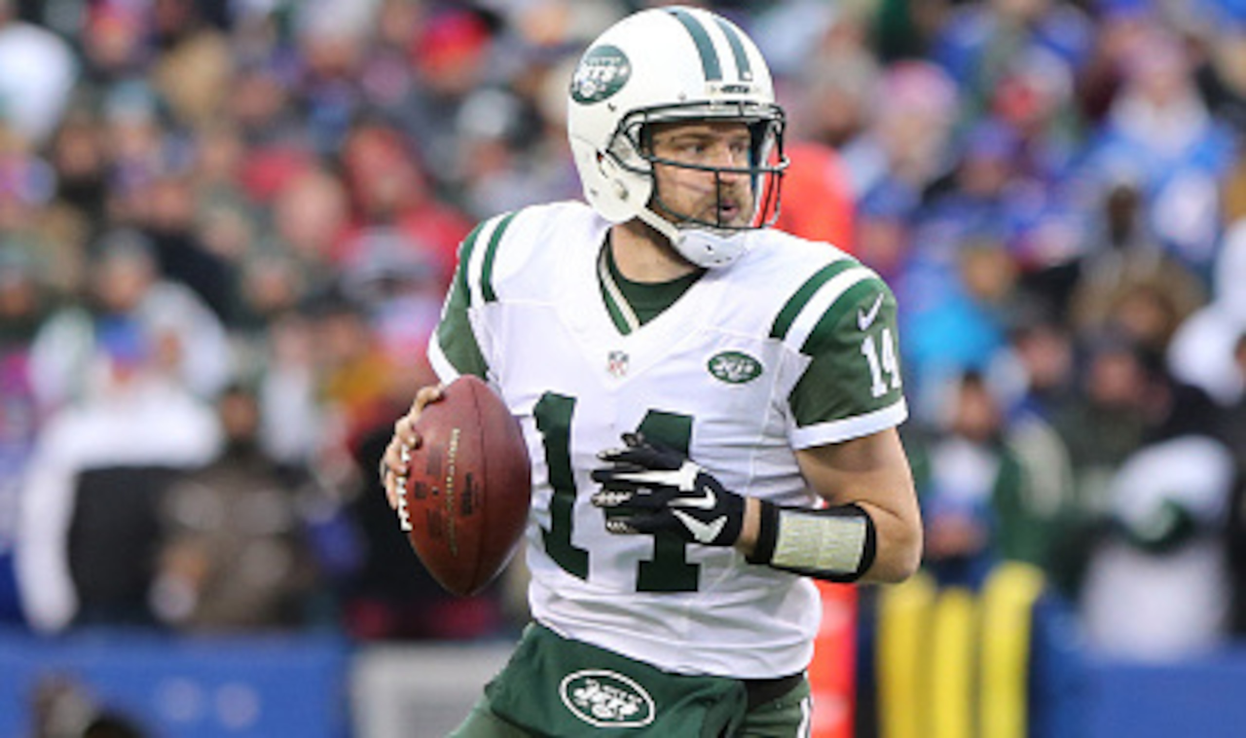 Ryan Fitzpatrick led the Jets to 10 wins in 2015 but still doesn't have a deal. Ryan Fitzpatrick led the Jets to 10 wins in 2015 but still doesn't have a deal.