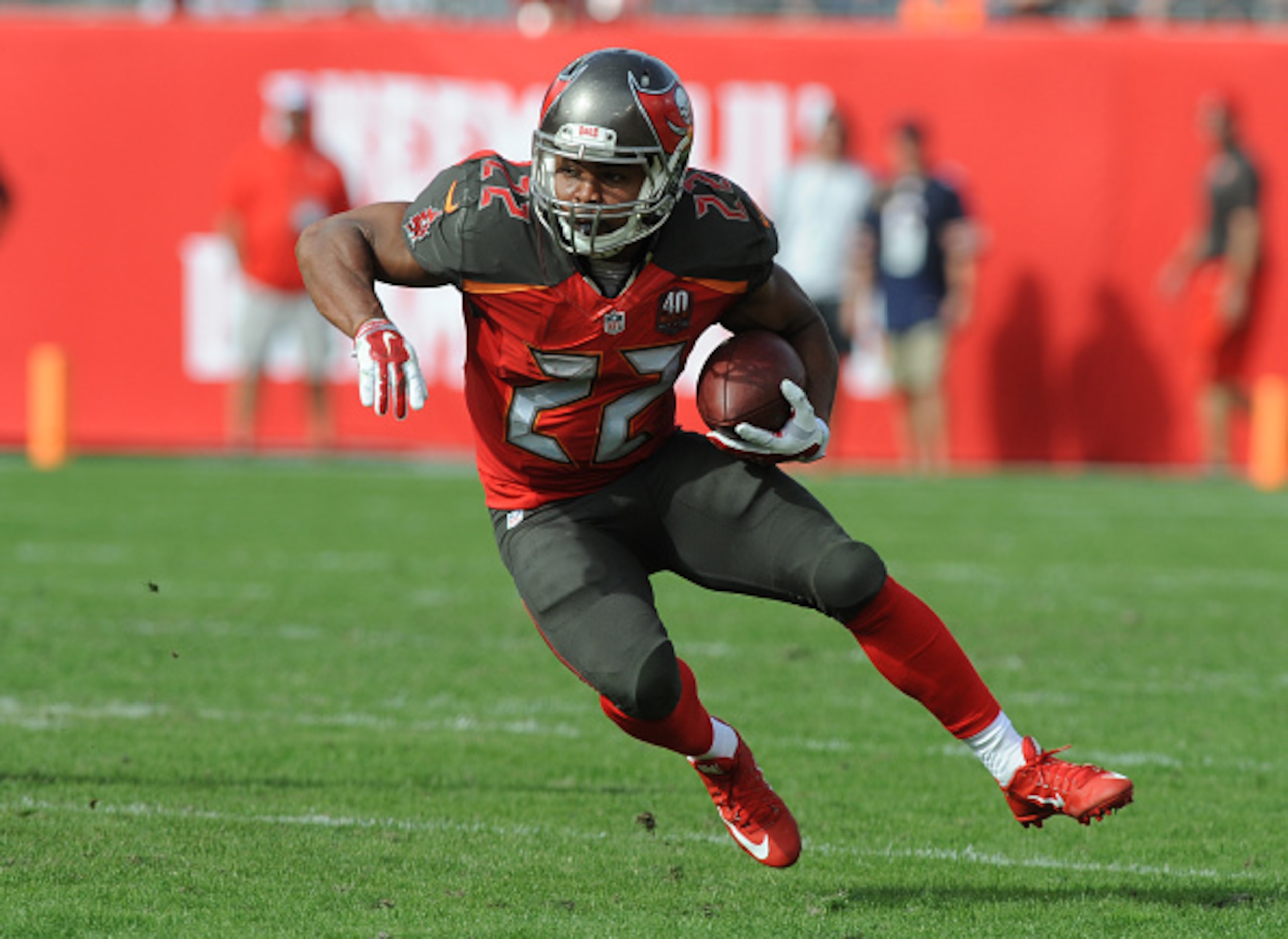Re-signing Doug Martin should ensure the Buccaneers offense can continue to grow. Re-signing Doug Martin should ensure the Buccaneers offense can continue to grow.