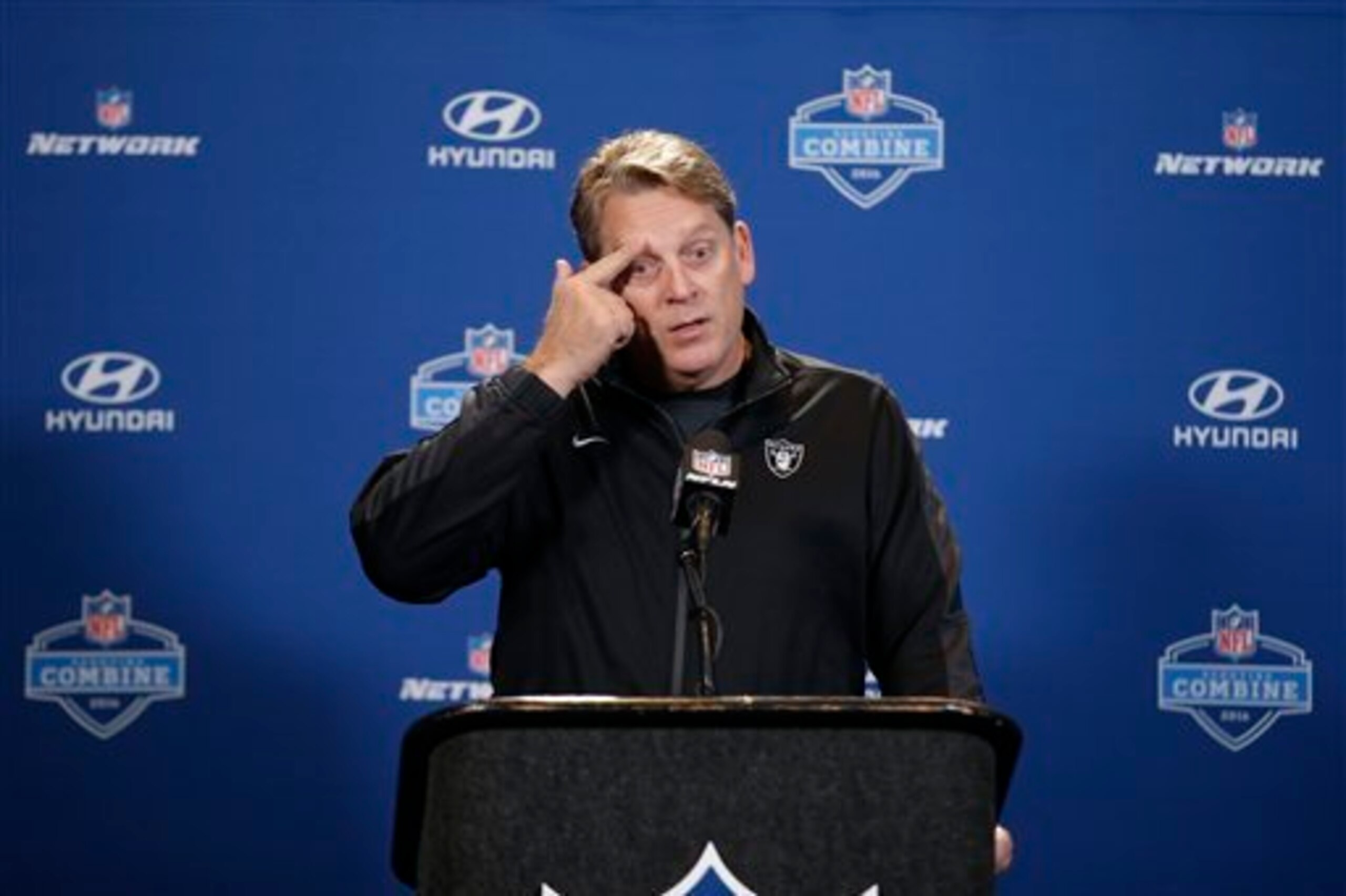 Oakland Raiders head coach Jack Del Rio