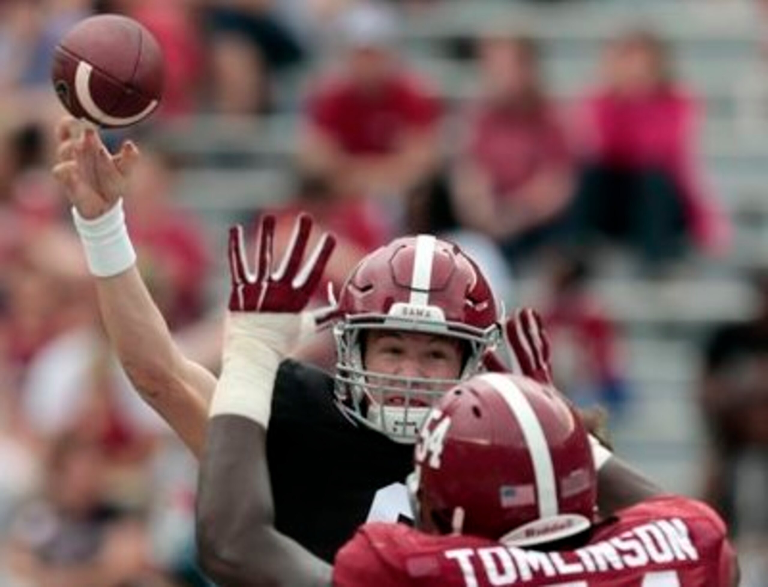 Dalvin Tomlinson is one of many Alabama defensive linemen who is looking to step up this season.