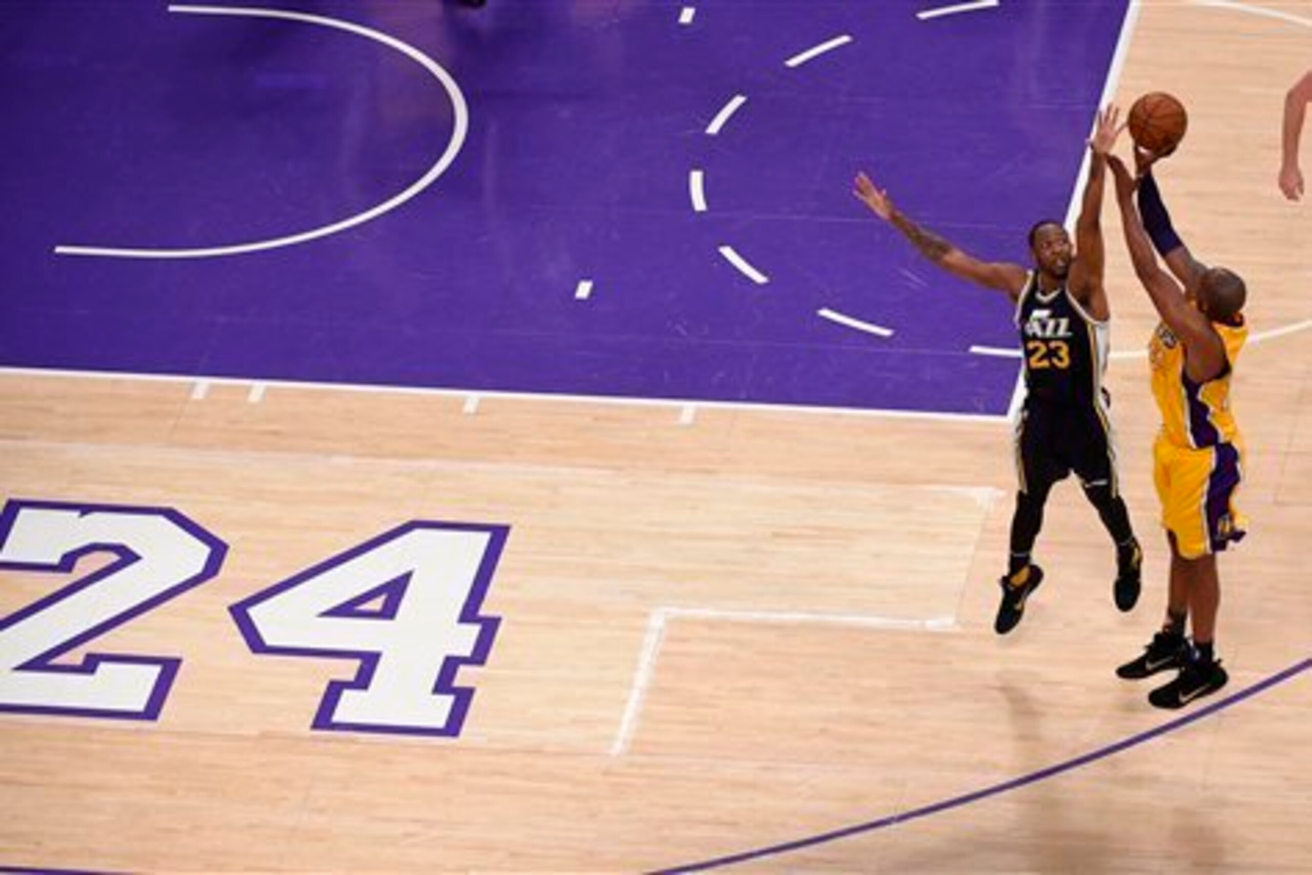 Thanks for everything, Kobe Bryant, but you should've retired years ago