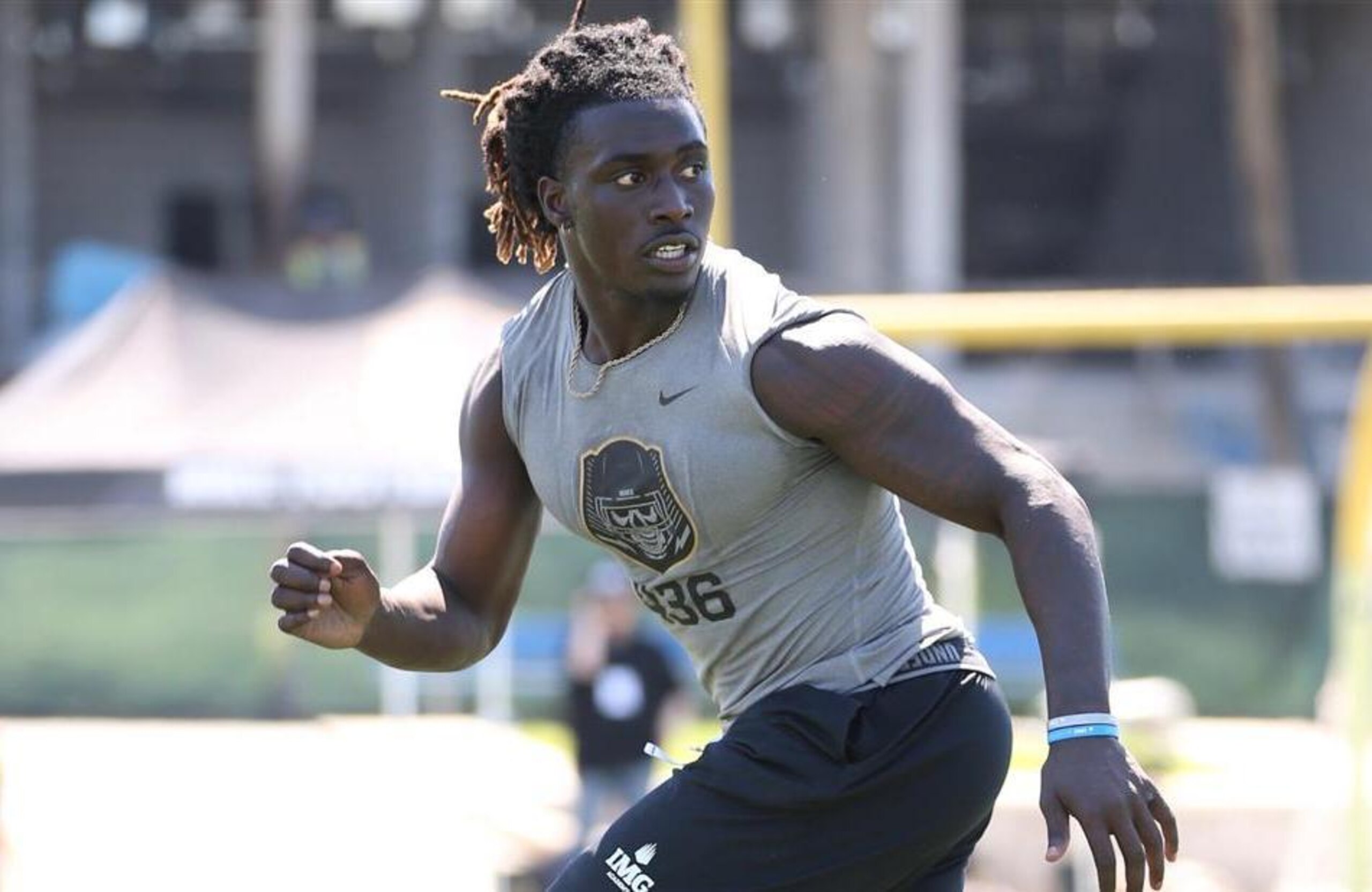LSU could bolster its class by bringing 5-star Dylan Moses back into the fold.