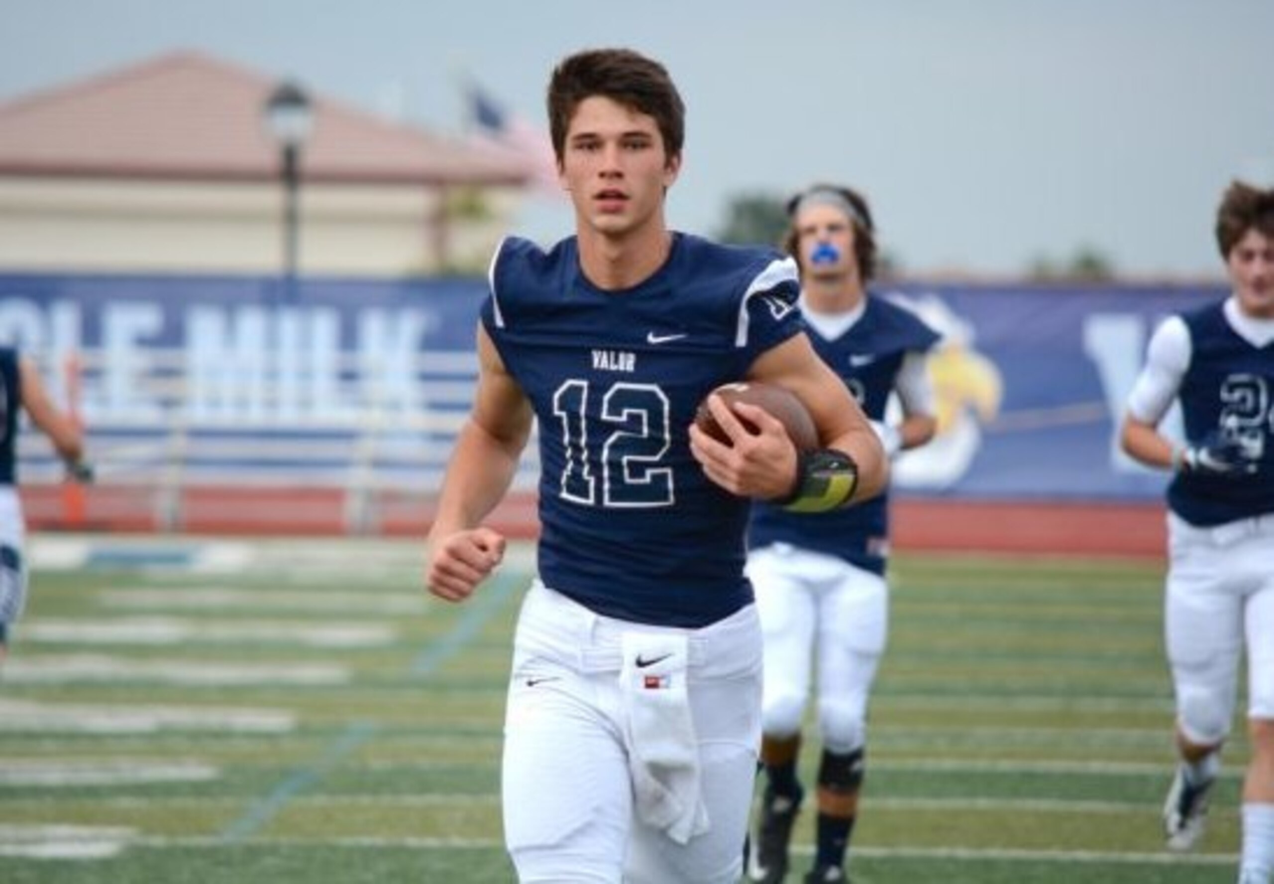 Michigan claims a commitment from 5-star QB Dylan McCaffrey.
