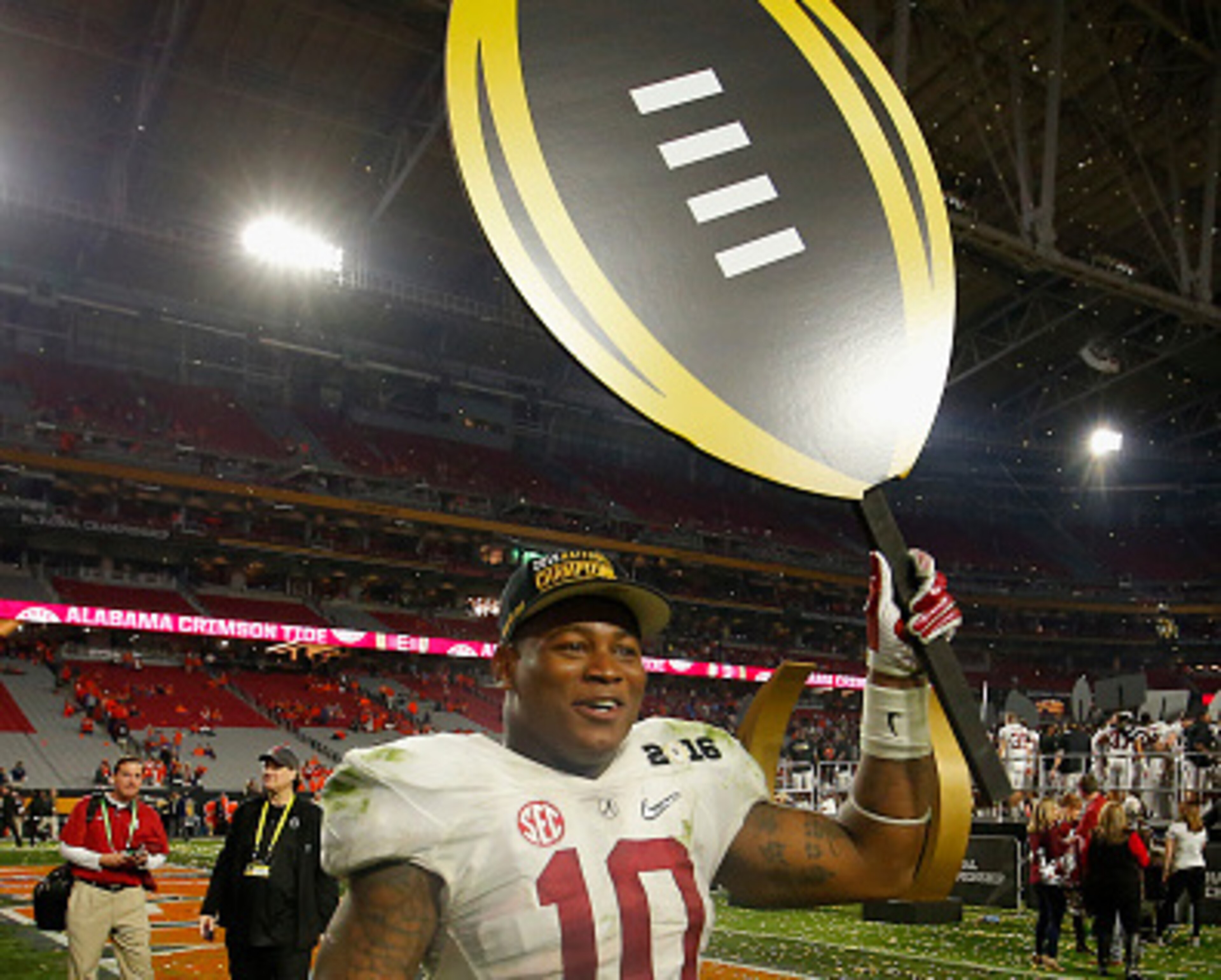 Linebacker Reuben Foster will be the key man in the middle for the Crimson Tide defense this season. Linebacker Reuben Foster will be the key man in the middle for the Crimson Tide defense this season.