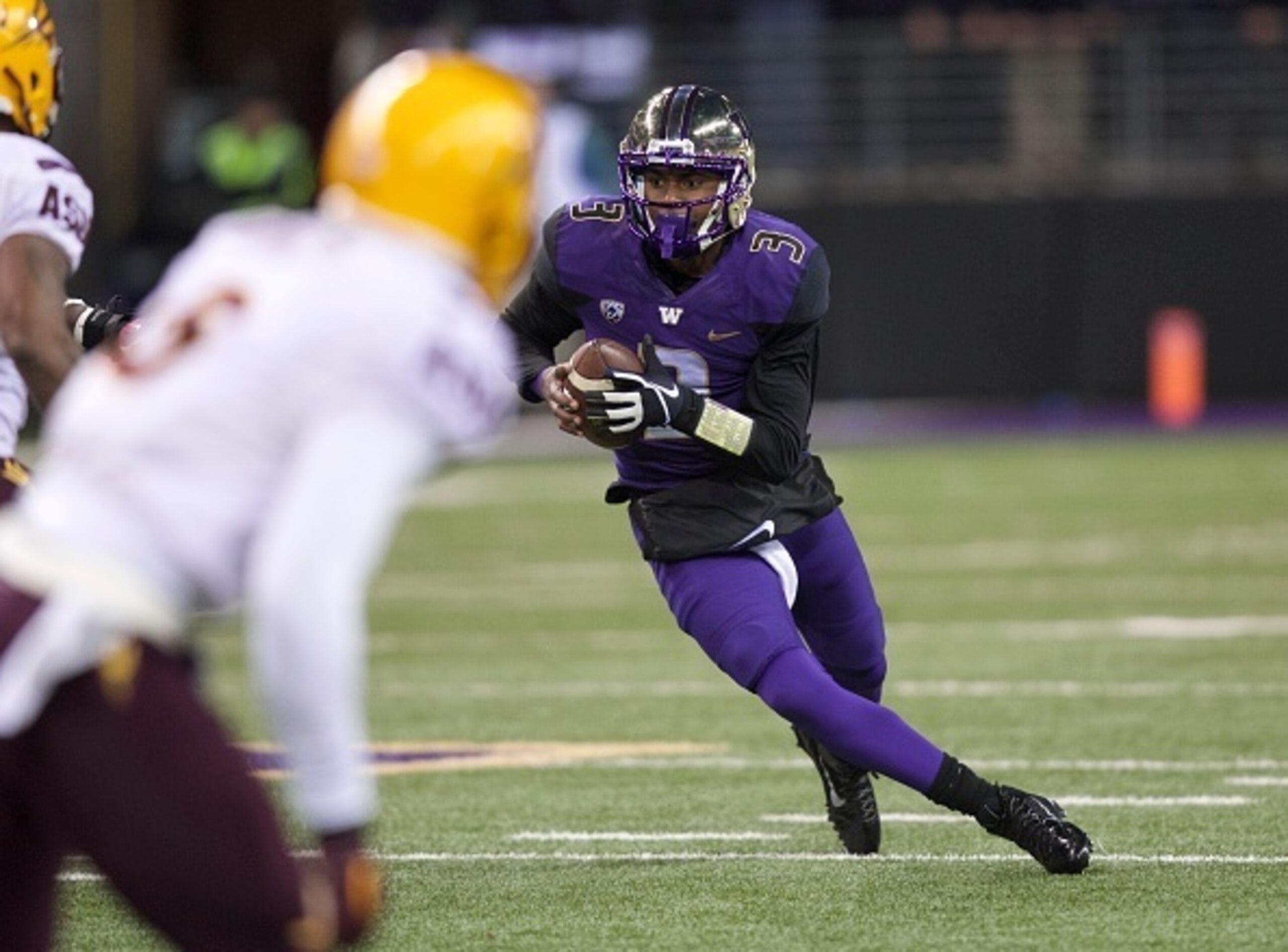 Former Washington QB Troy Williams impressed at Utah this spring.