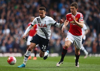 Michael Carrick struggles to keep up with Del Alli as United lose 3-0 to Spurs.