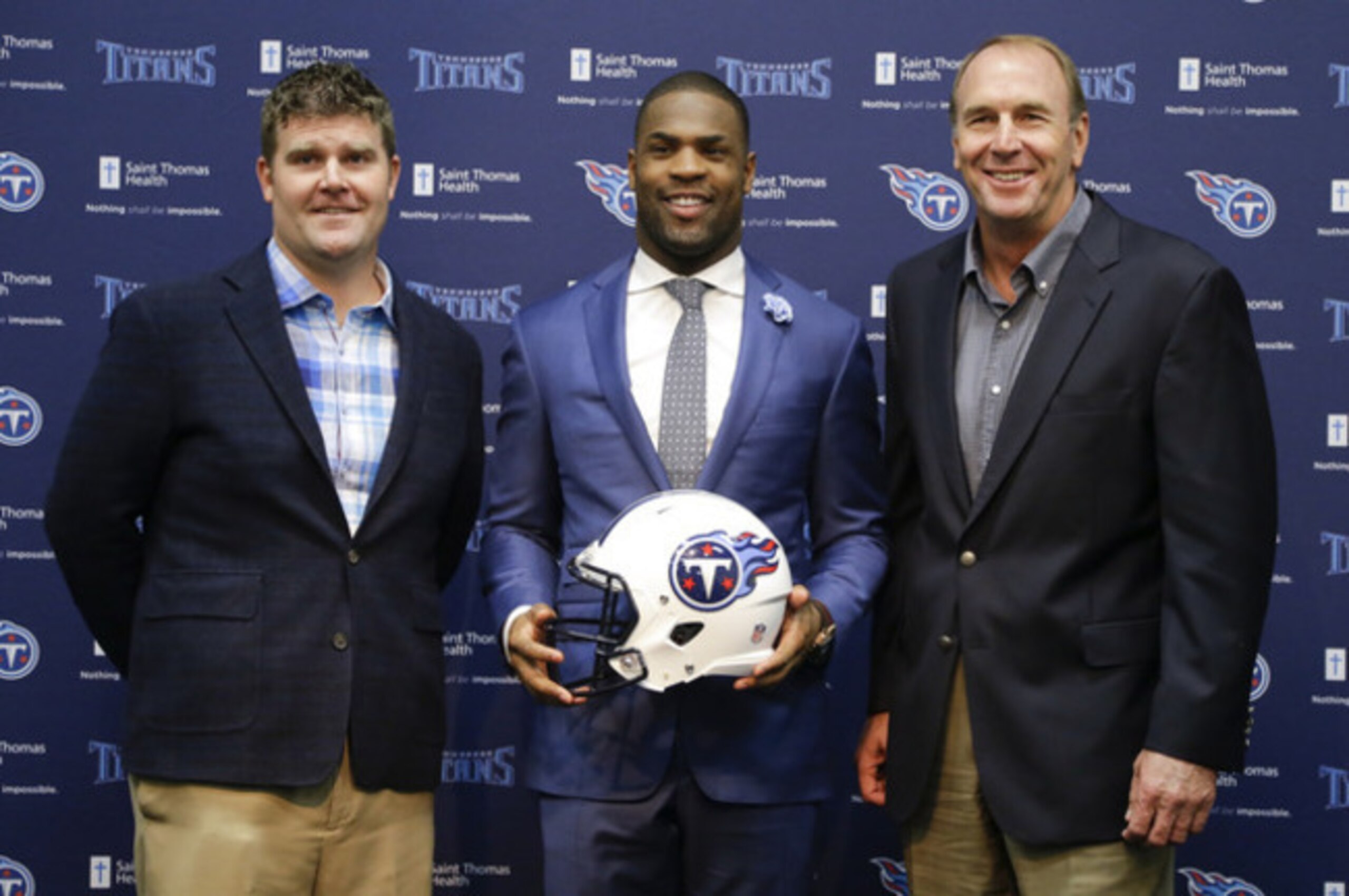 Running back DeMarco Murray should help Tennessee's issues at running back.