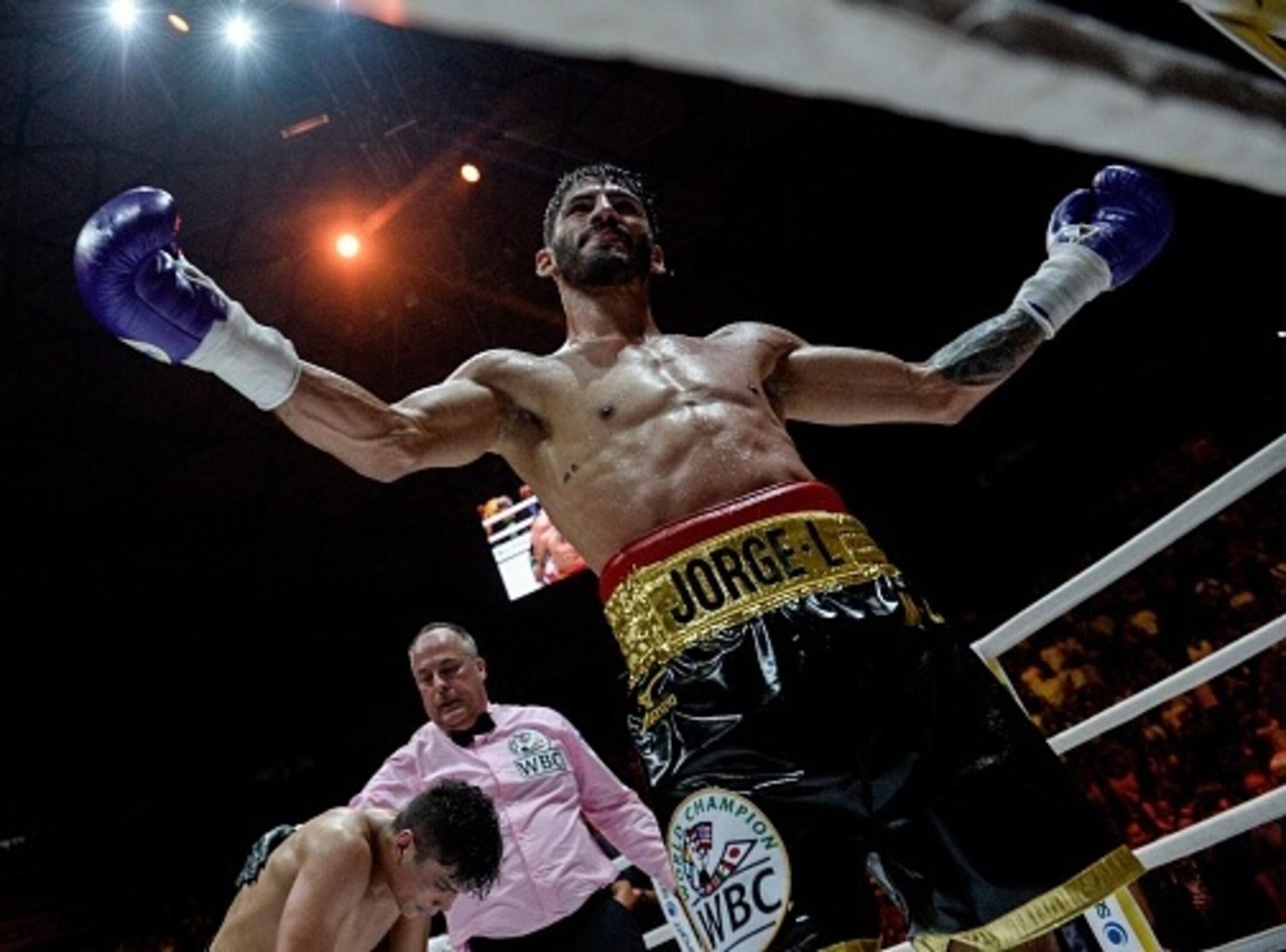 Jorge Linares' career has been held up by injuries.