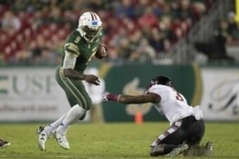 Nov 14, 2015; Tampa, FL, USA; South Florida Bulls quarterback Quinton Flowers (9) runs in the third quarter against the Temple Owls at Raymond James Stadium.  South Florida won 44-23. Mandatory Credit: Logan Bowles-USA TODAY Sports