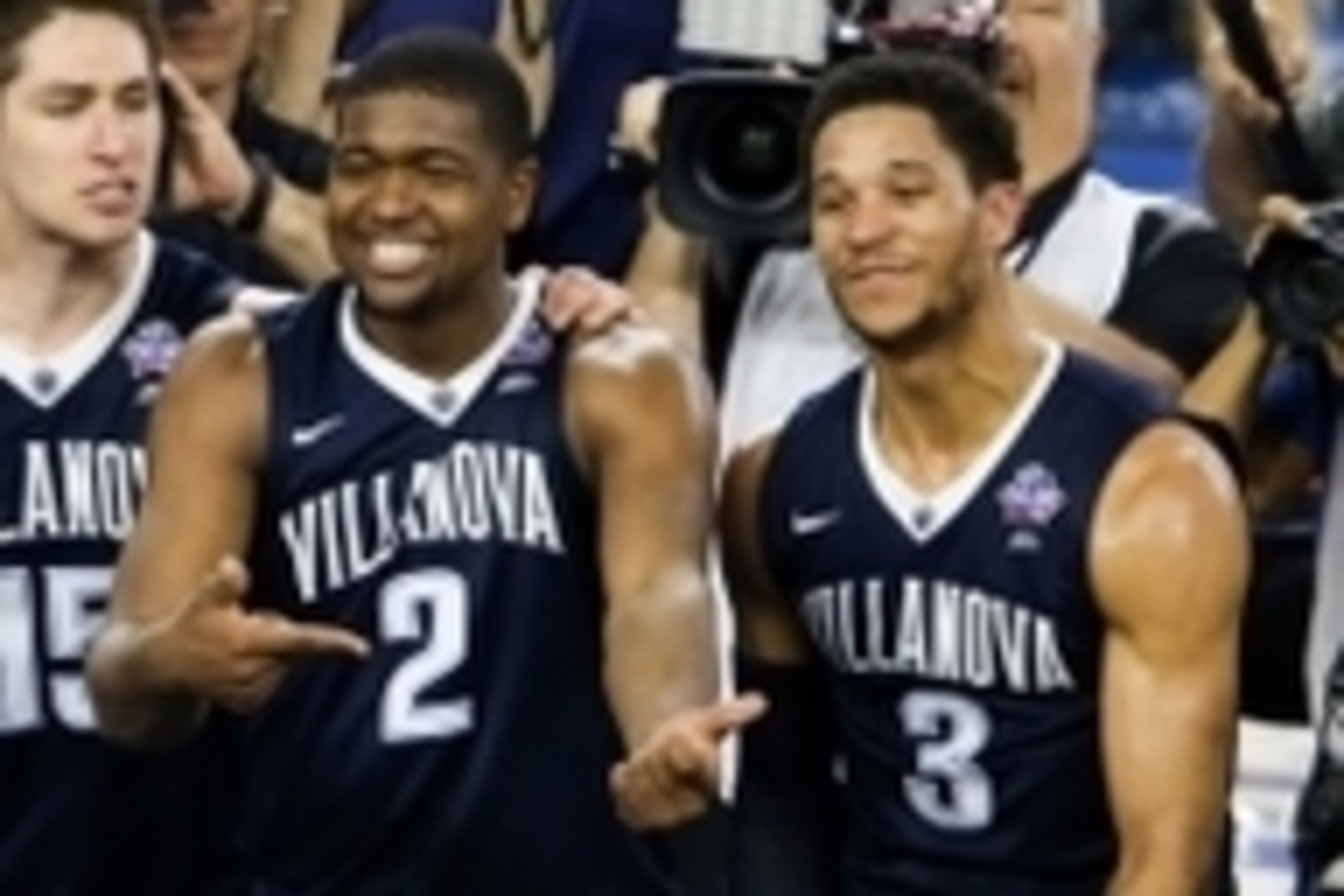 Kris Jenkins (2) and Josh Hart (3)