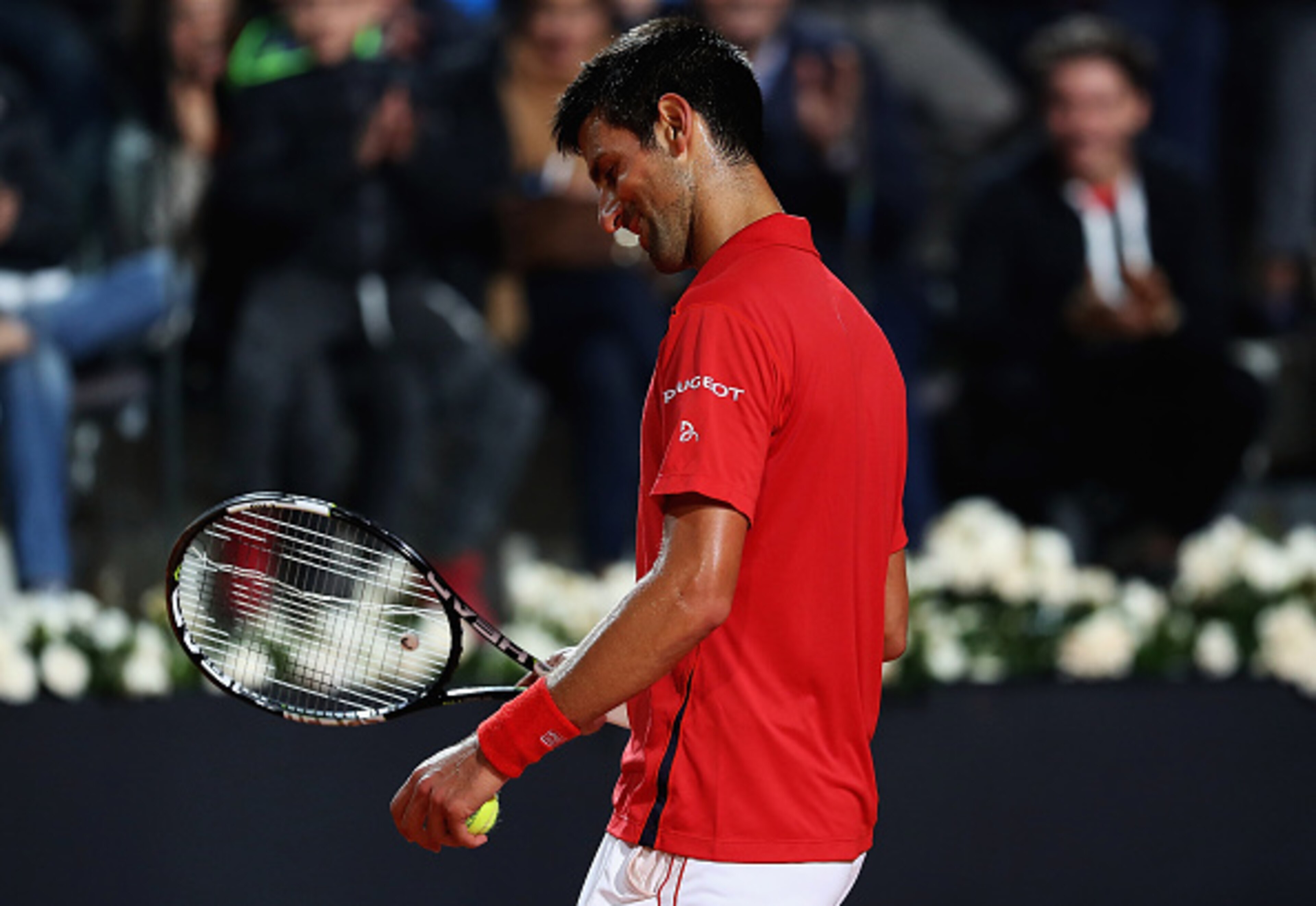 Djokovic was informed of his racket's broken string by the chair umpire during his semifinal match with Kei Nishikori. Djokovic was informed of his racket's broken string by the chair umpire during his semifinal match with Kei Nishikori.