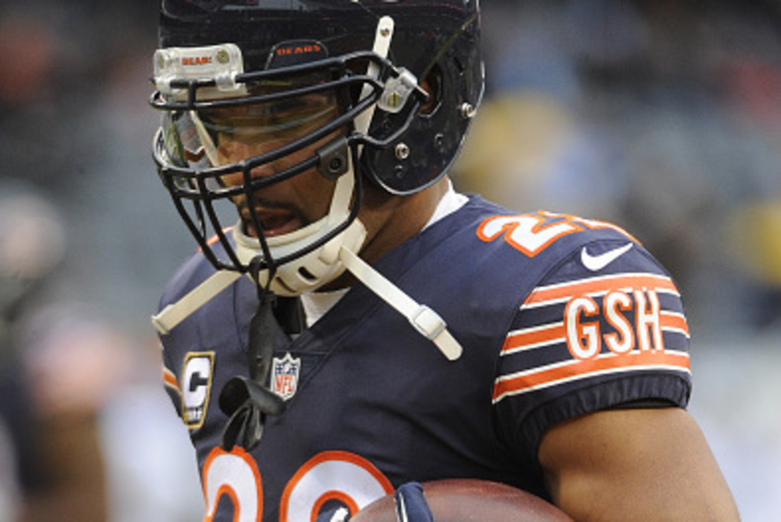 Matt Forte will carry the ball for the Jets in 2016.