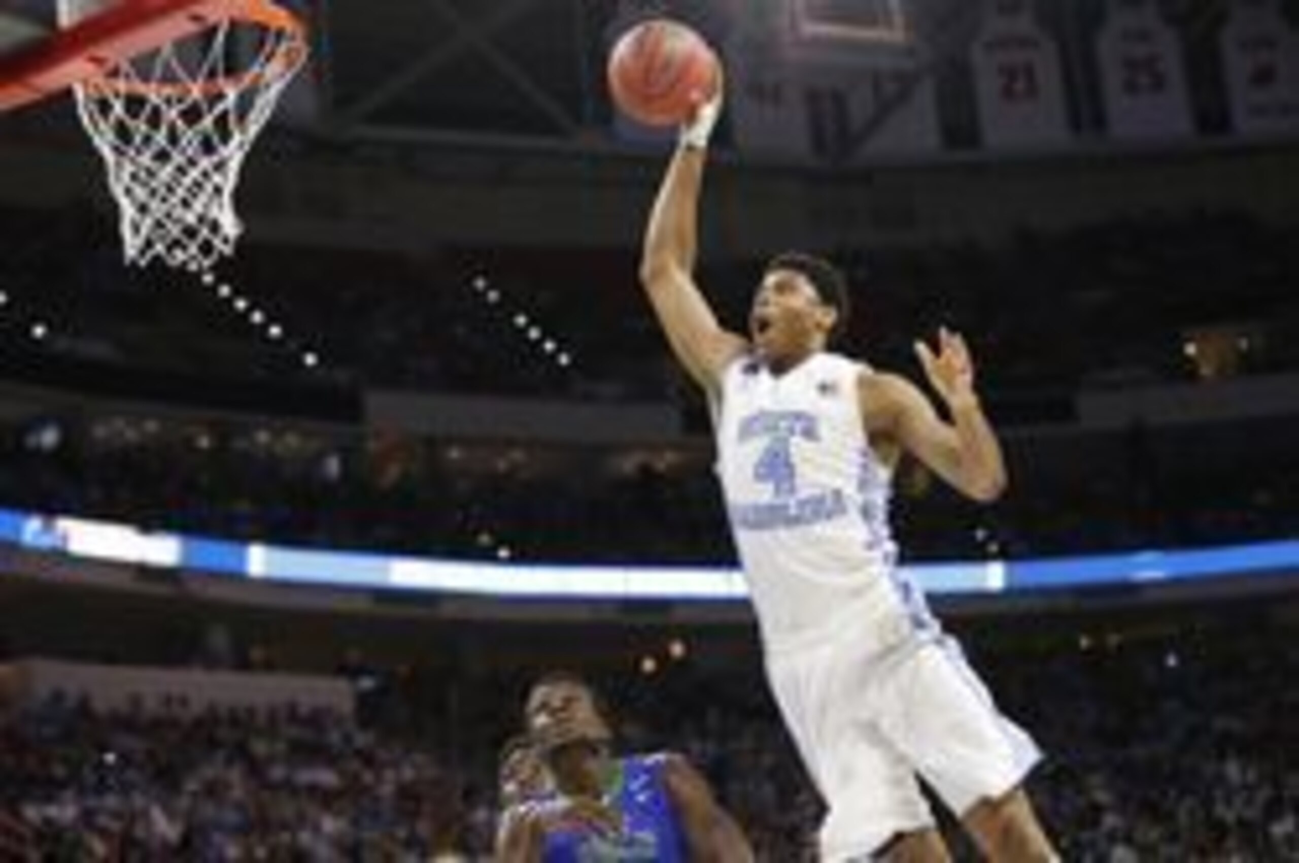 Forward Isaiah Hicks