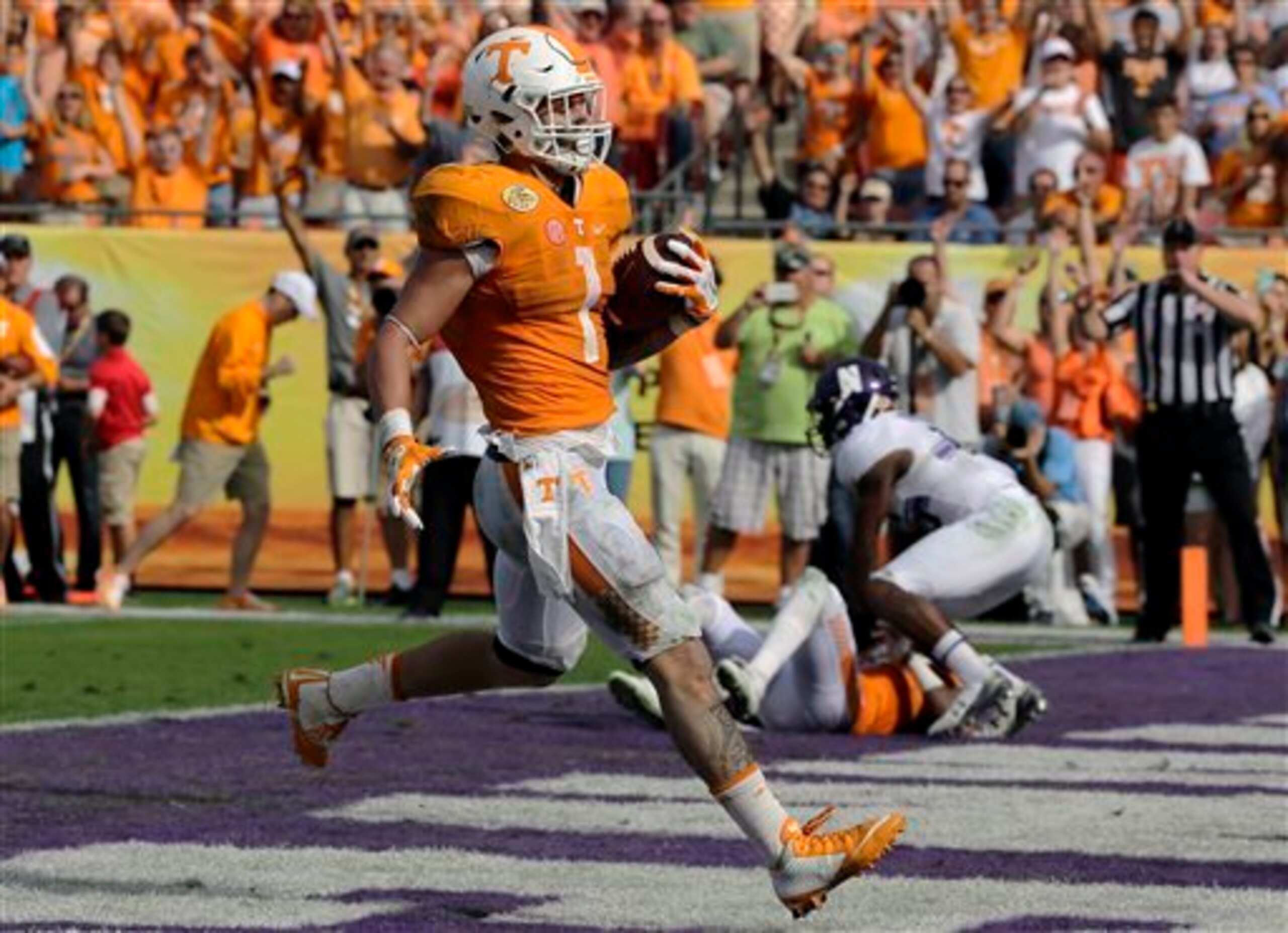 Jalen Hurd and Tennessee have a big test against Virginia Tech. Jalen Hurd and Tennessee have a big test against Virginia Tech.