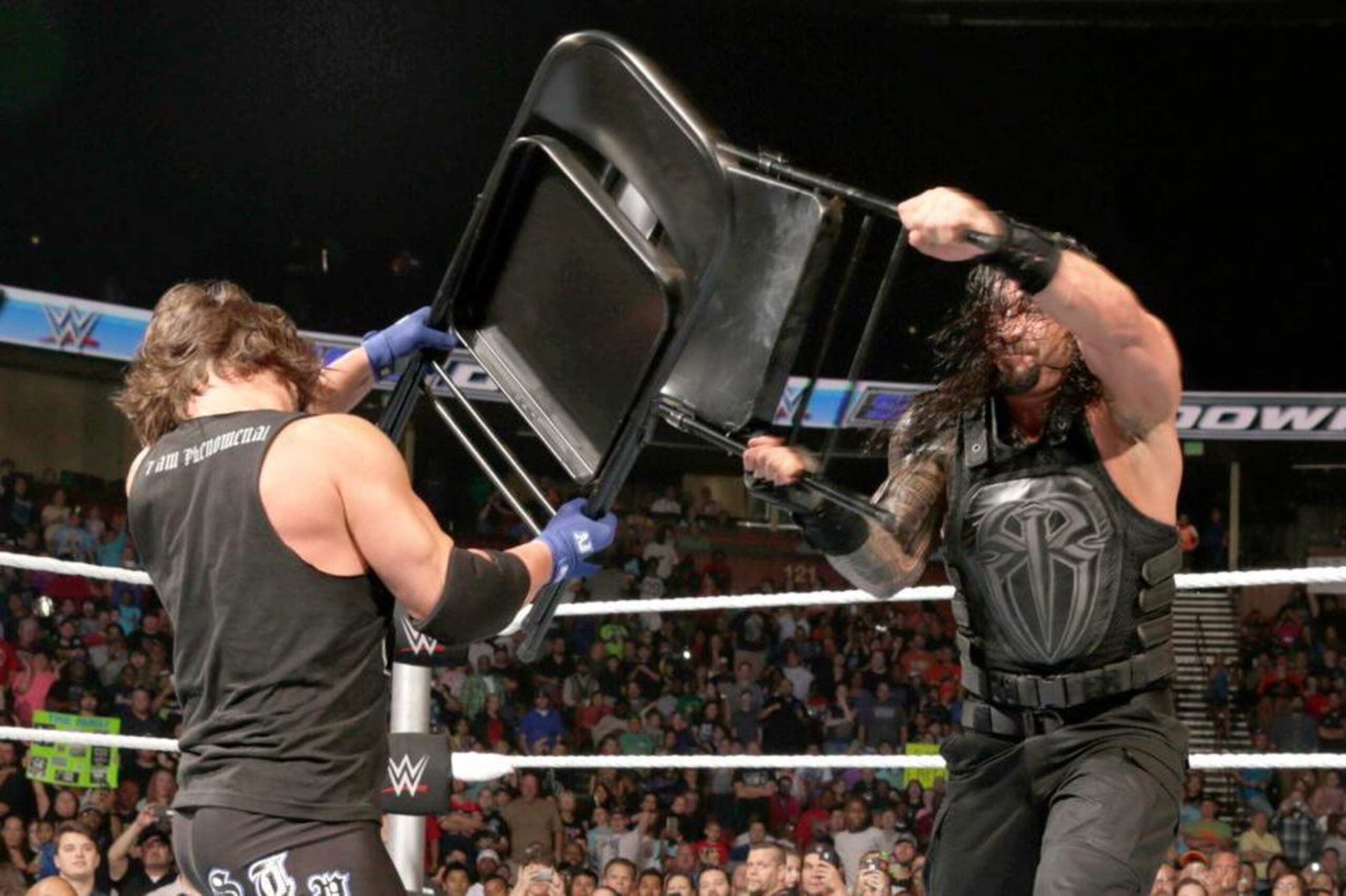 Will Roman Reigns vs. AJ Styles steal the show at WWE Extreme Rules 2016?