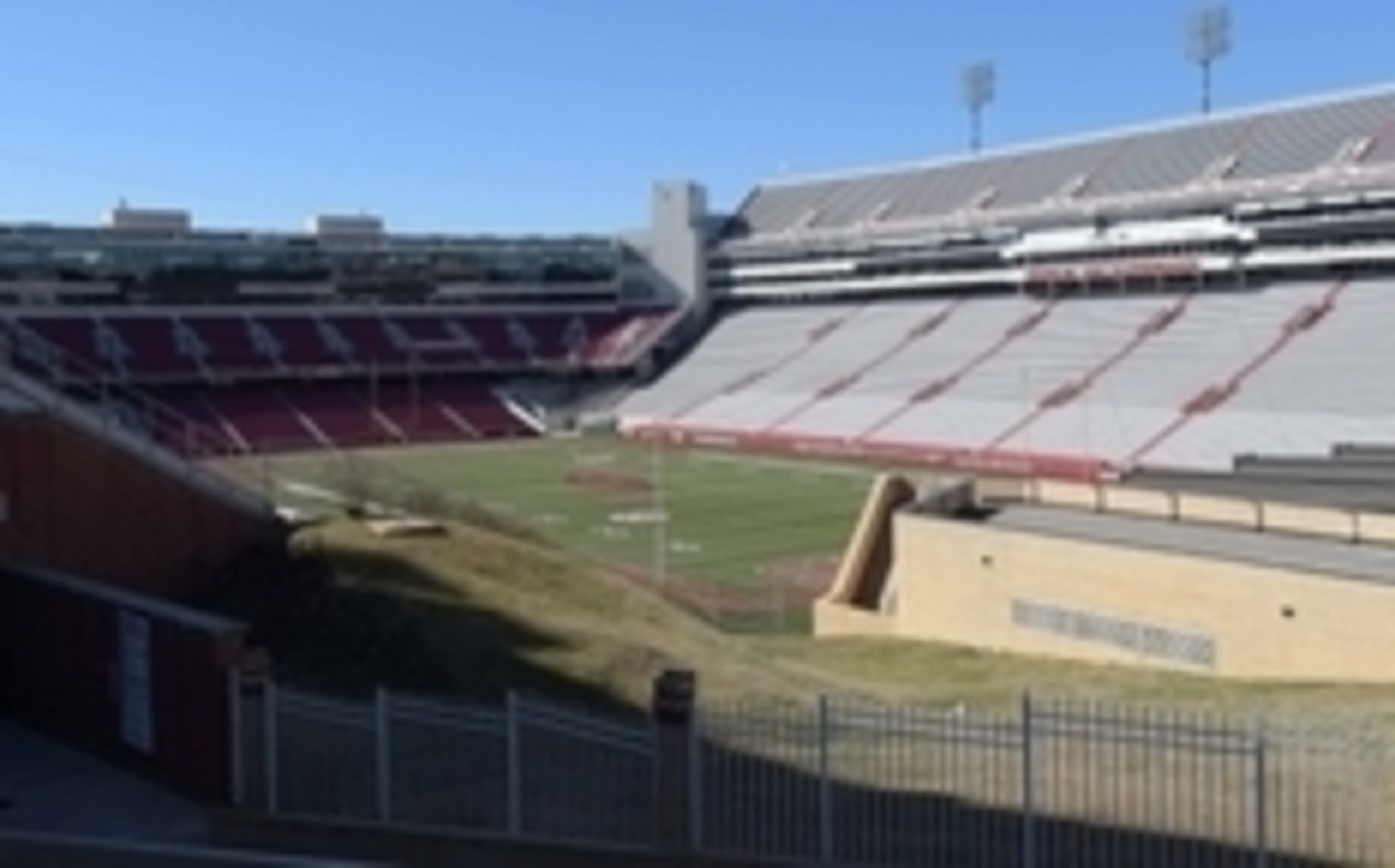Donald W. Reynolds Razorback Stadium
