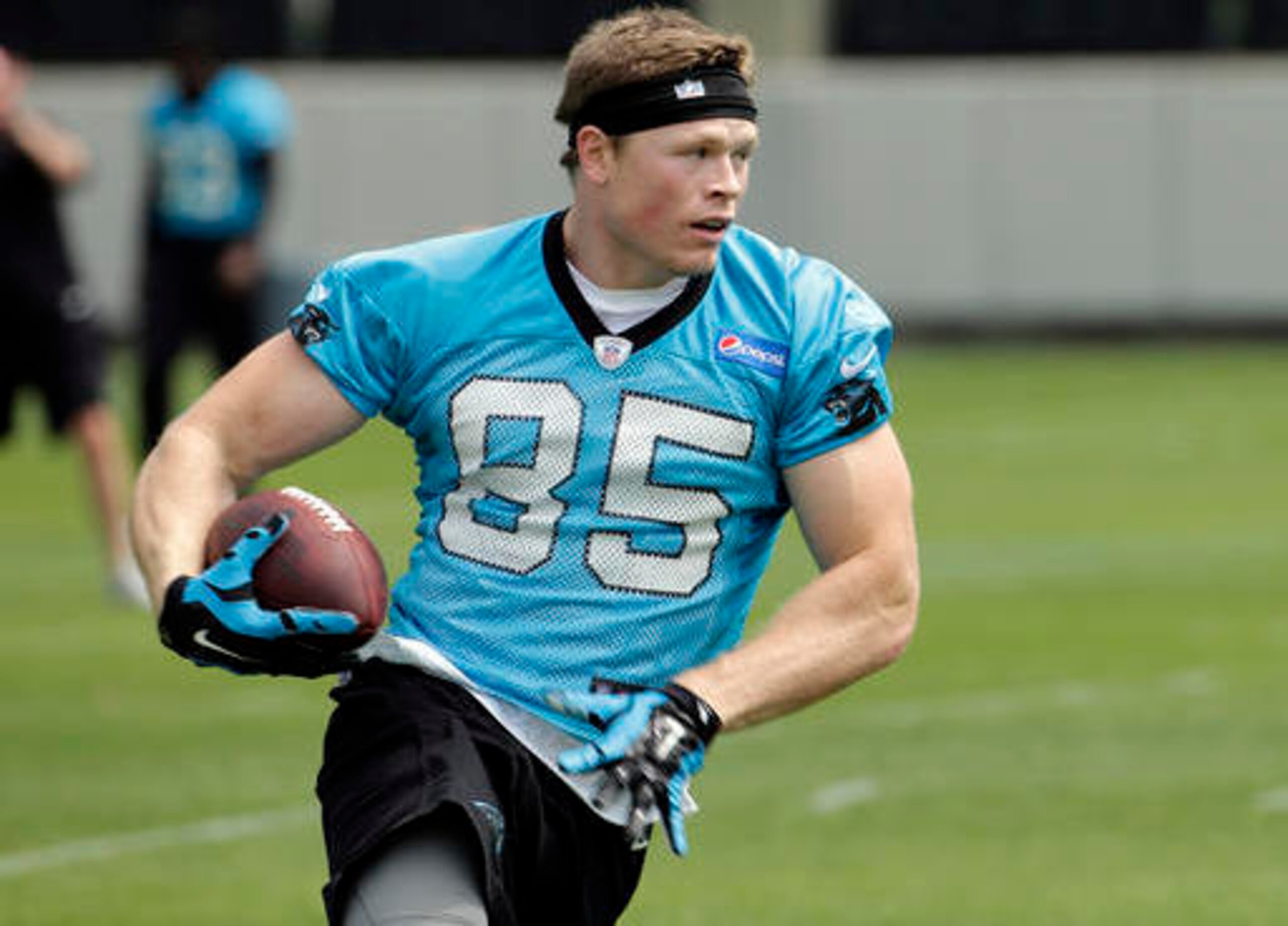 Beau Sandland has the size and the athleticism to be another big-bodied pass-catcher in Carolina's arsenal. Beau Sandland has the size and the athleticism to be another big-bodied pass-catcher in Carolina's arsenal.