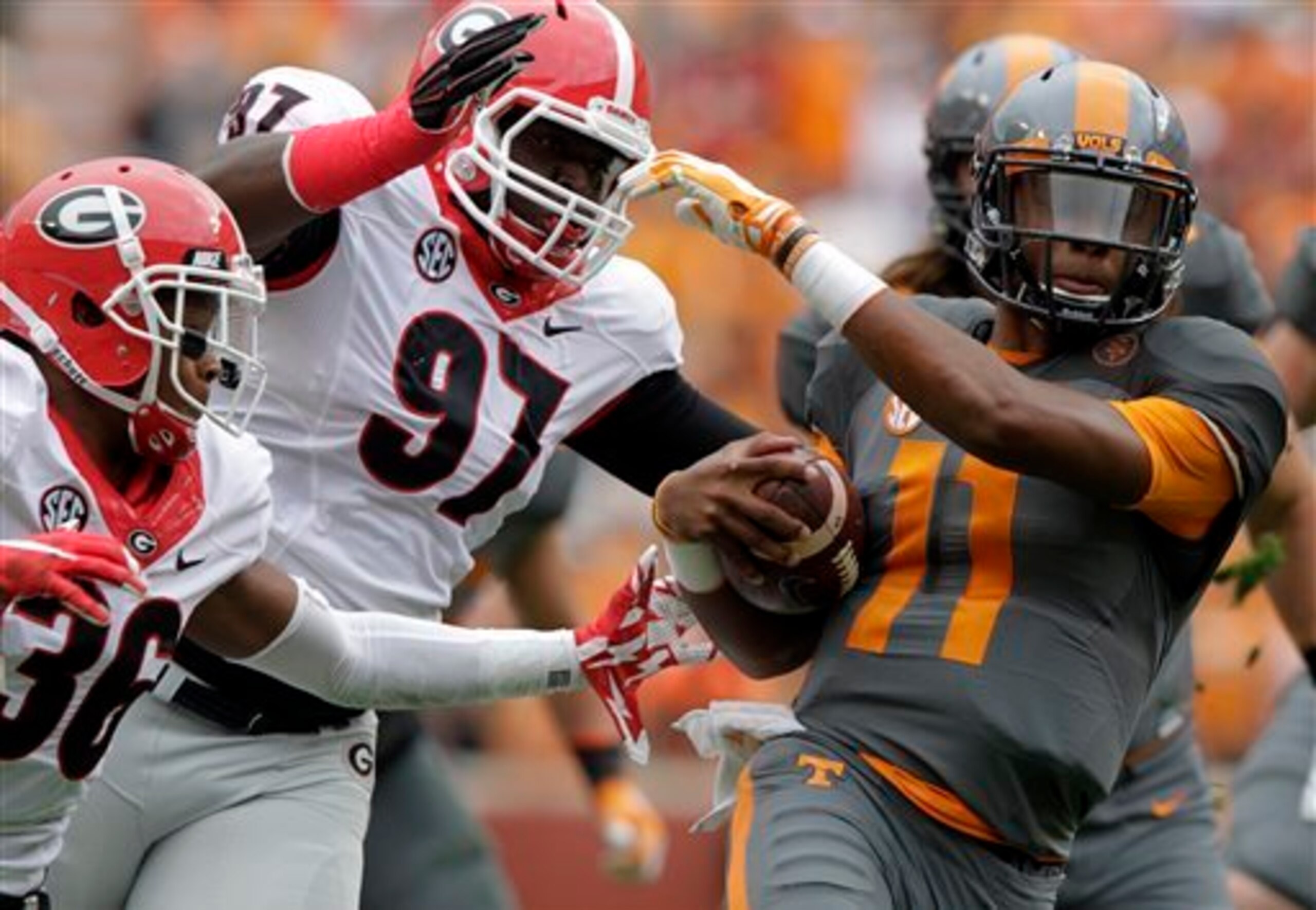 Tennessee QB Joshua Dobbs (right)