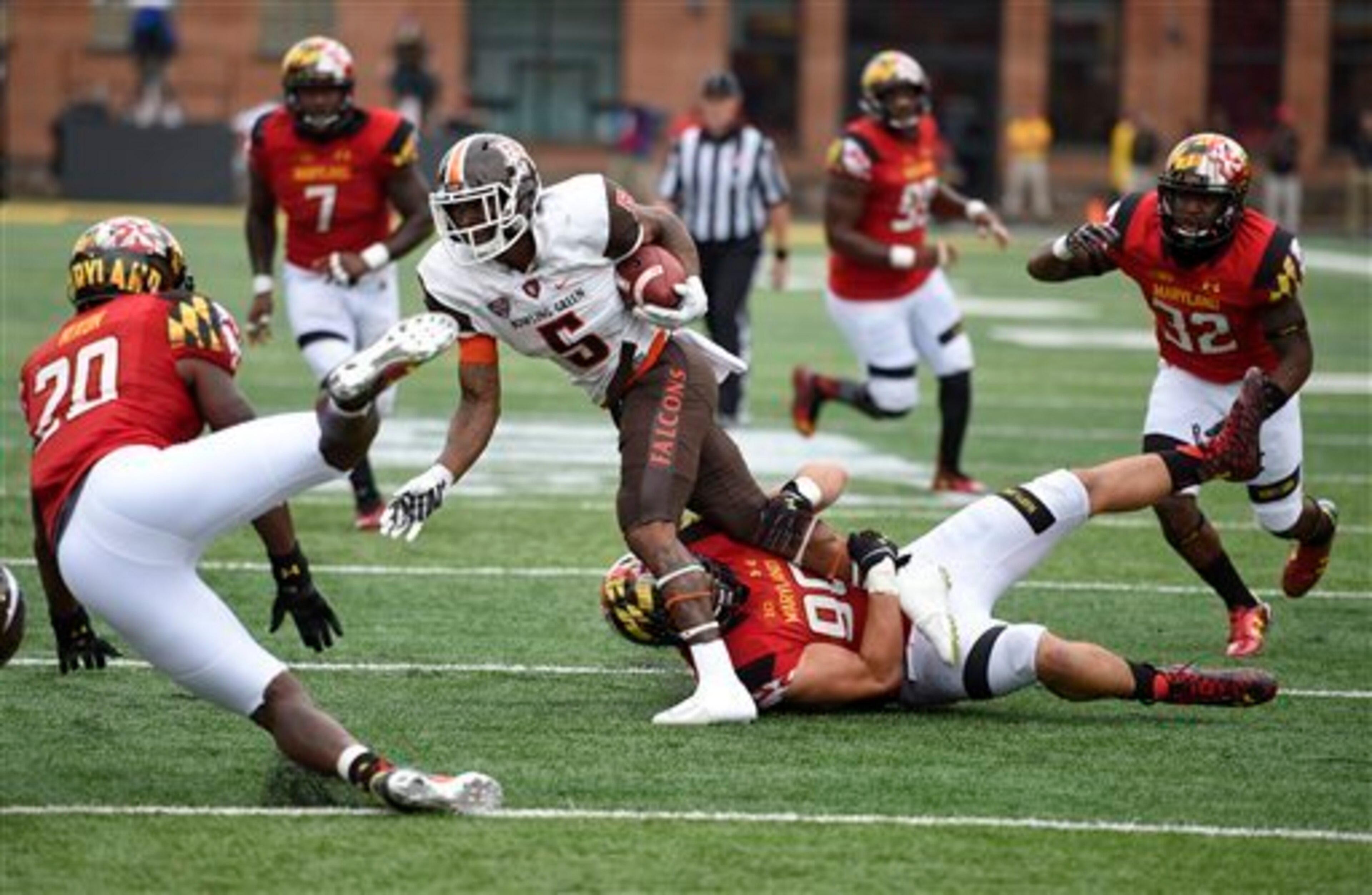 Receiver Ronnie Moore will be a key piece for Bowling Green's fast-paced offense this fall under new coach Mike Jinks. Receiver Ronnie Moore will be a key piece for Bowling Green's fast-paced offense this fall under new coach Mike Jinks.