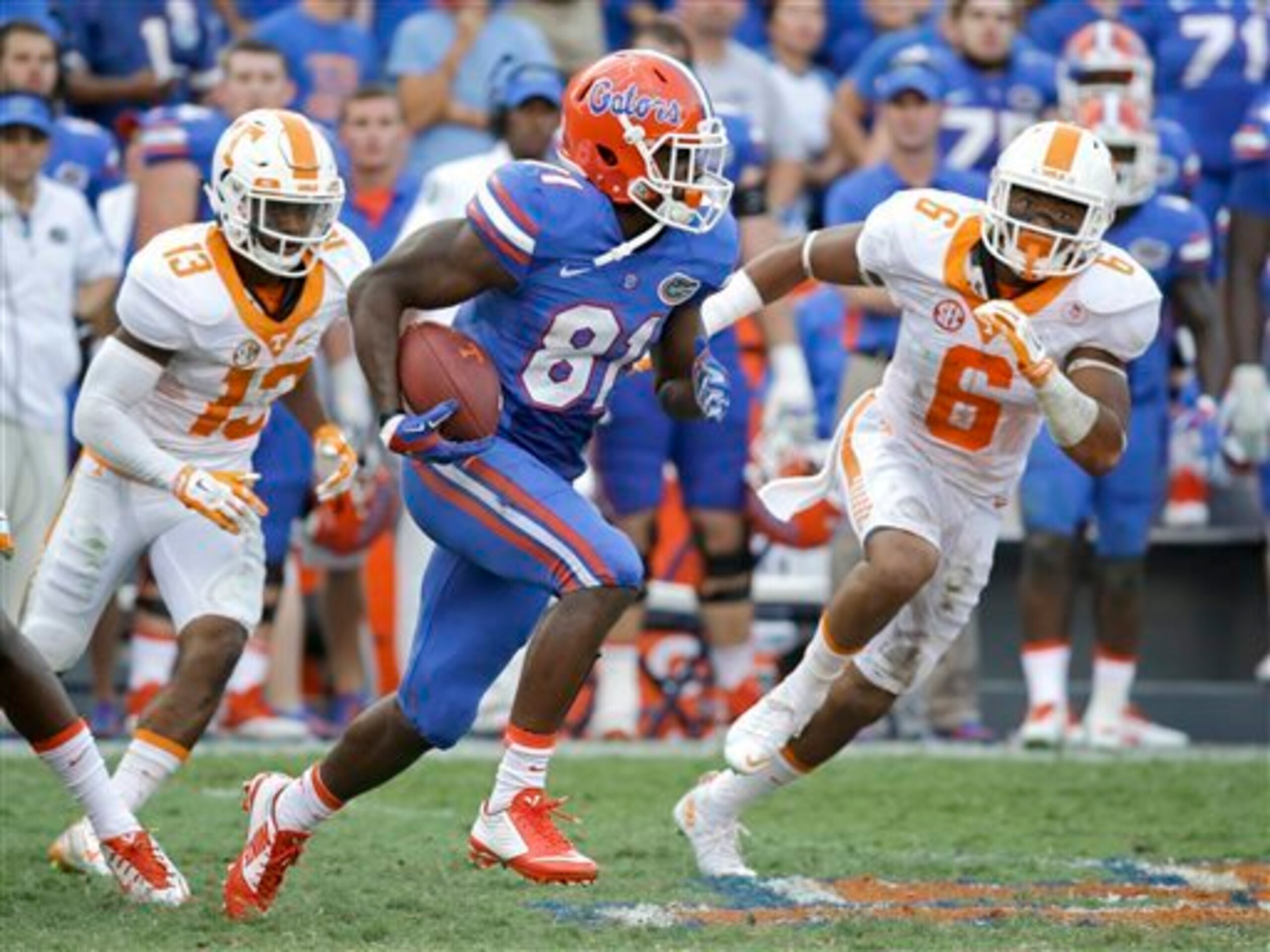 Florida WR Antonio Callaway (center)